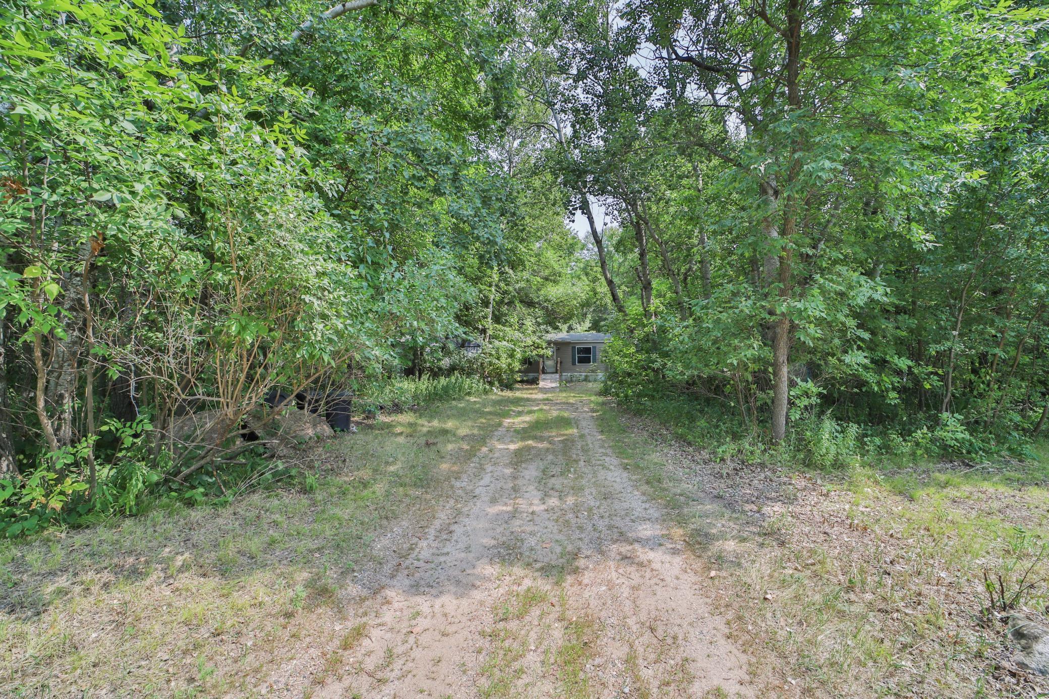 13018 Fairfield Drive Property Photo 14
