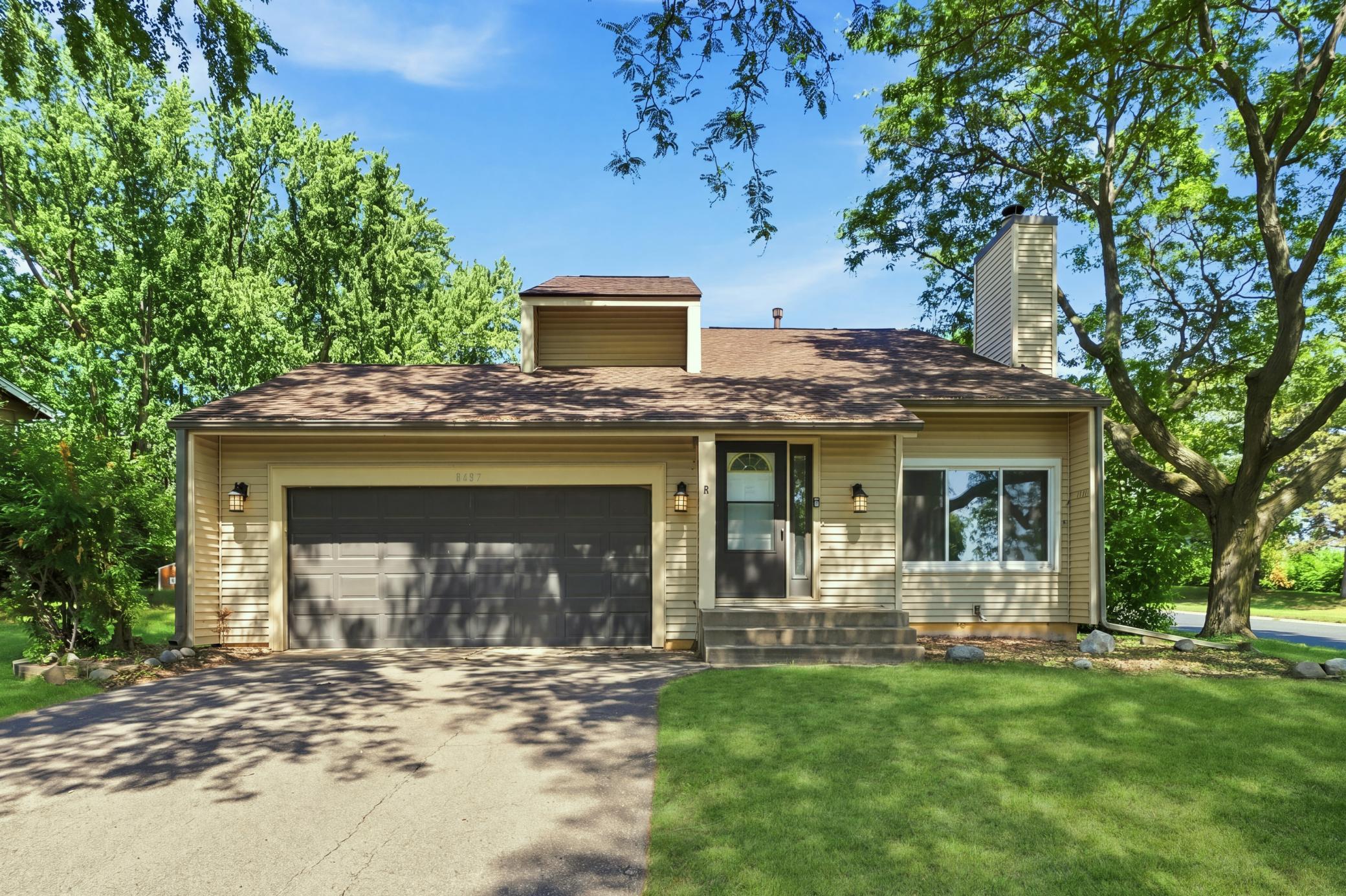 8687 Ridgewind Road Property Photo 1