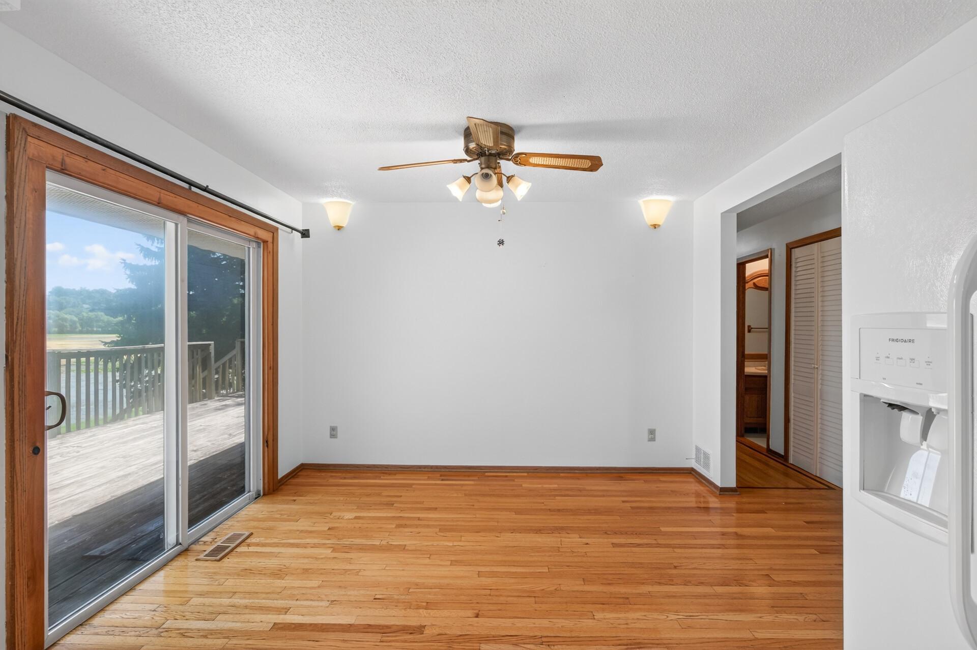 7 Lakeview Terrace Boulevard Property Photo 10