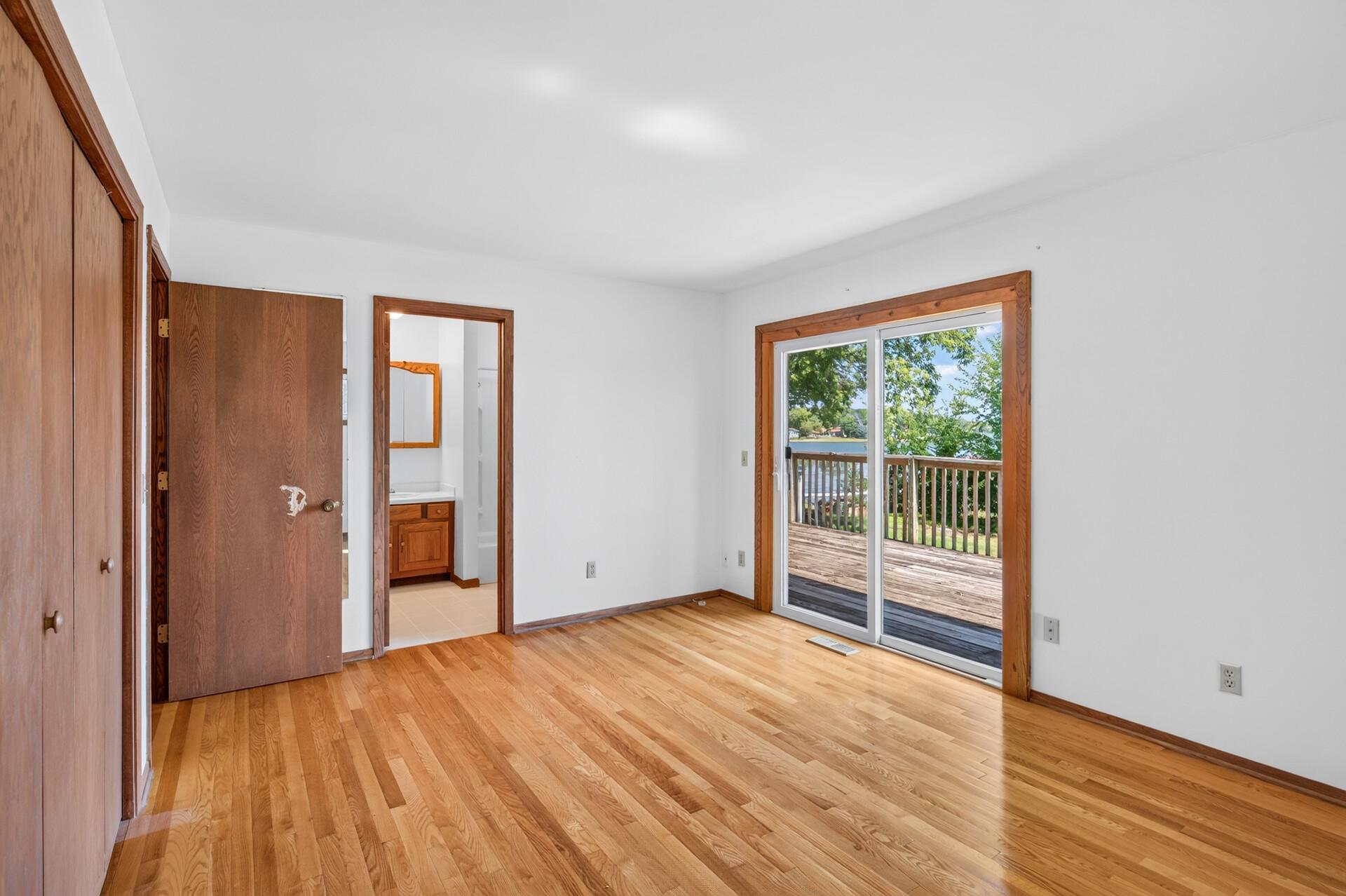 7 Lakeview Terrace Boulevard Property Photo 19
