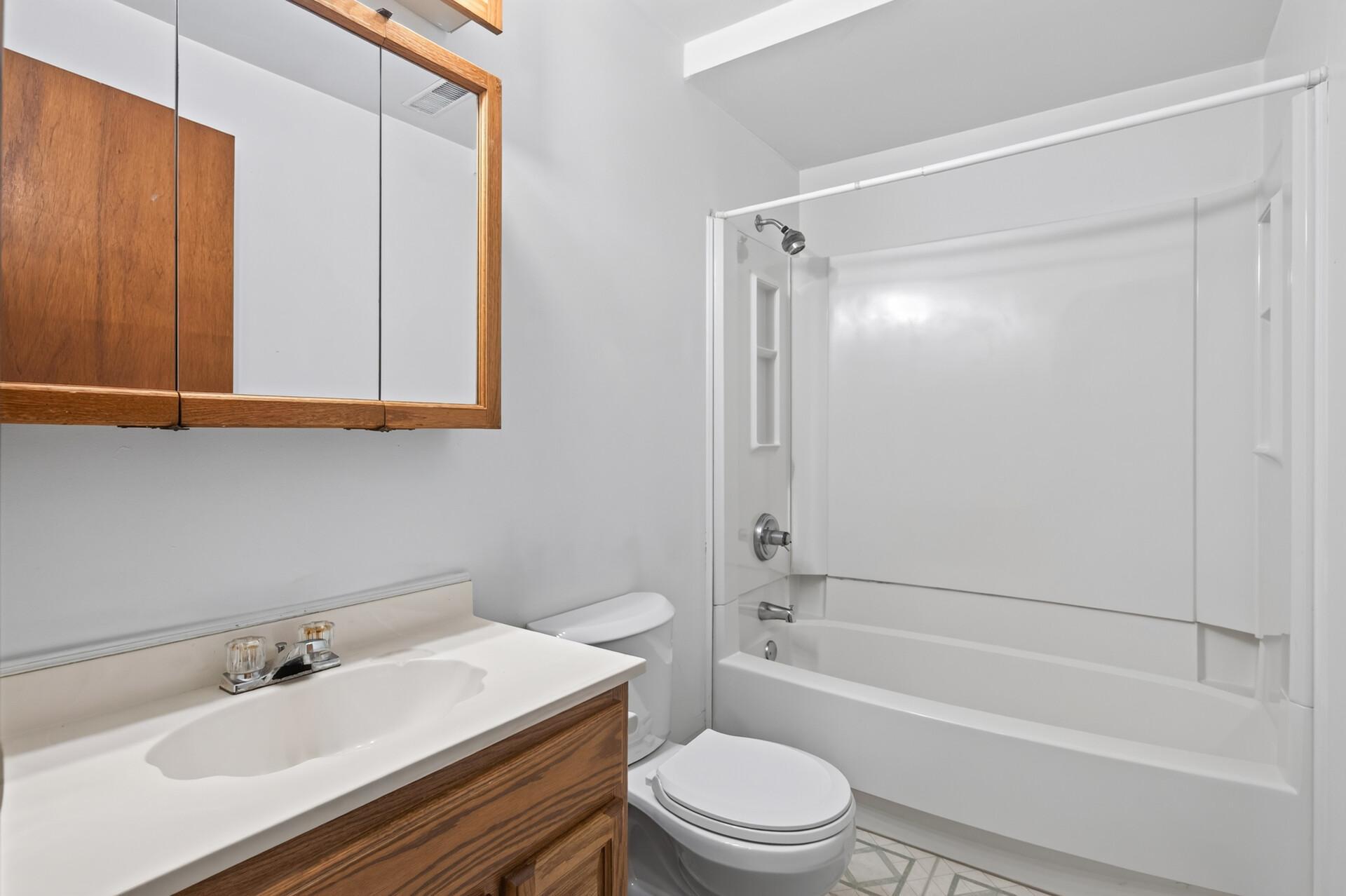 7 Lakeview Terrace Boulevard Property Photo 39