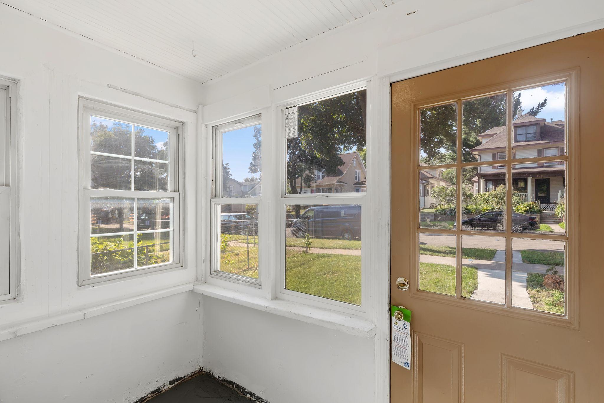 1035 Magnolia Avenue E Property Photo 3