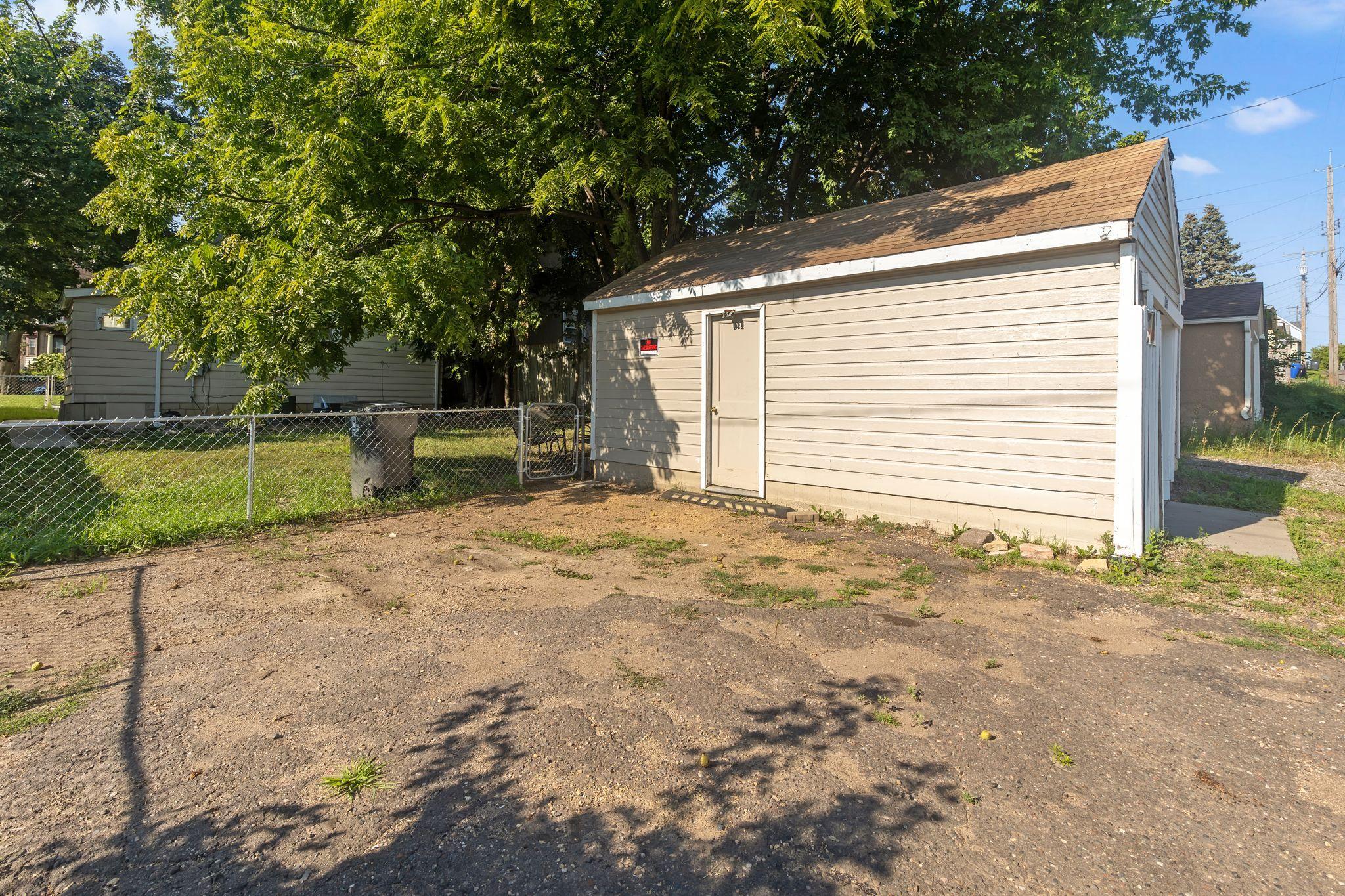 1035 Magnolia Avenue E Property Photo 24