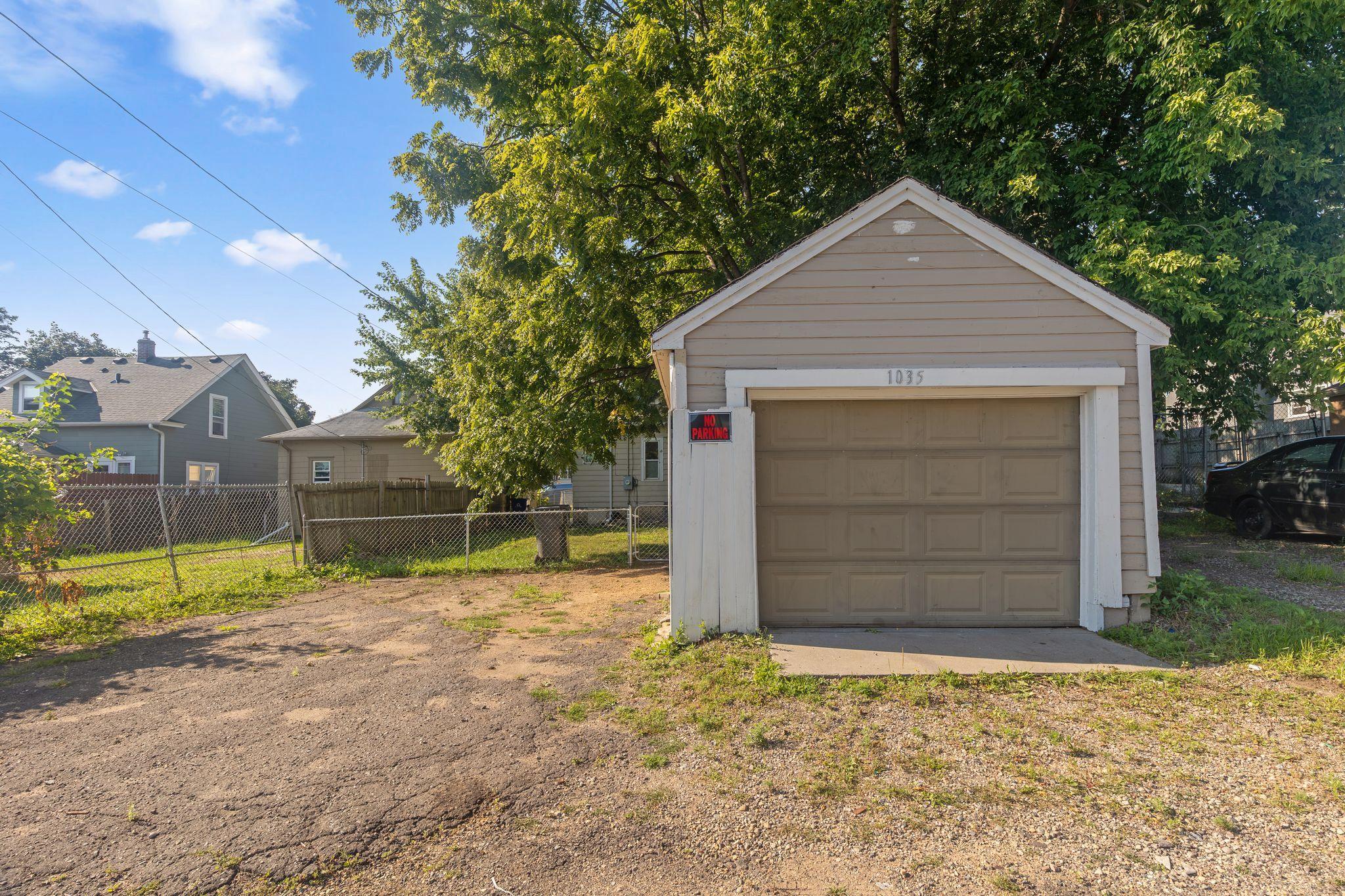 1035 Magnolia Avenue E Property Photo 25