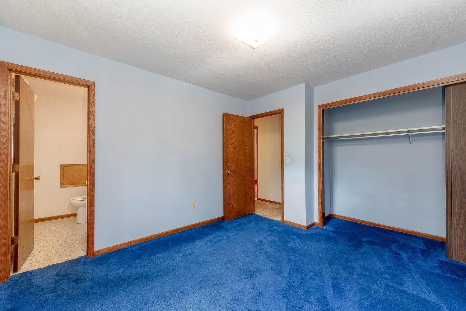 1833 Crestview Drive Property Photo 18