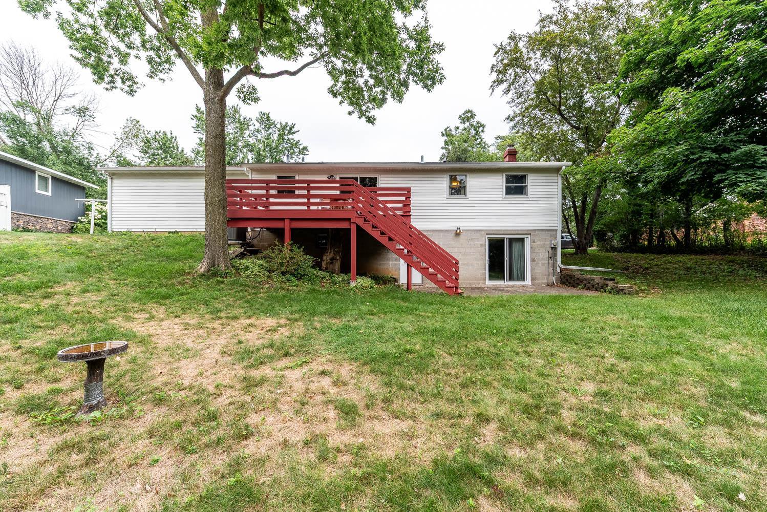 1833 Crestview Drive Property Photo 27
