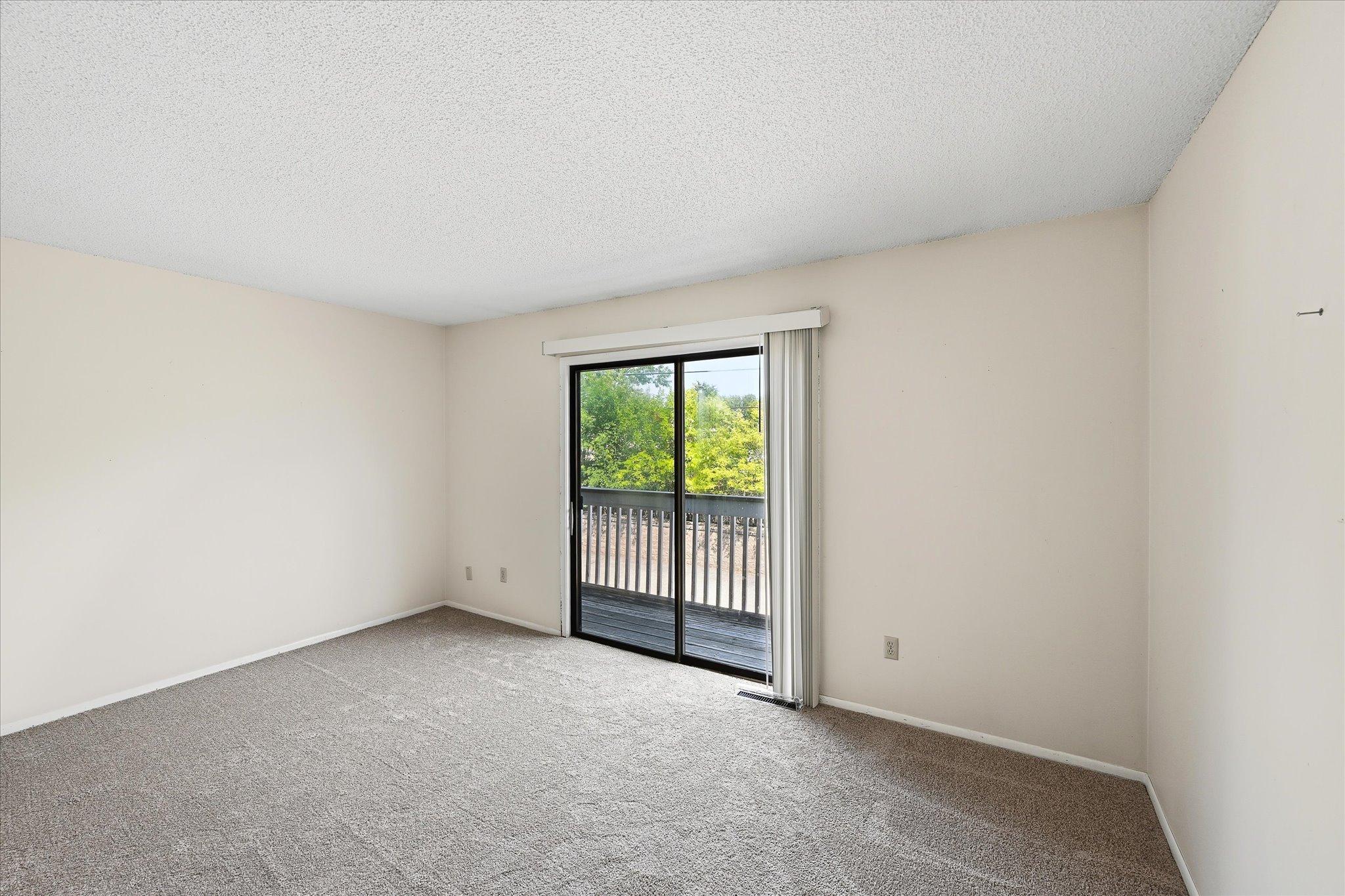 2325 Hampshire Avenue S Property Photo 6