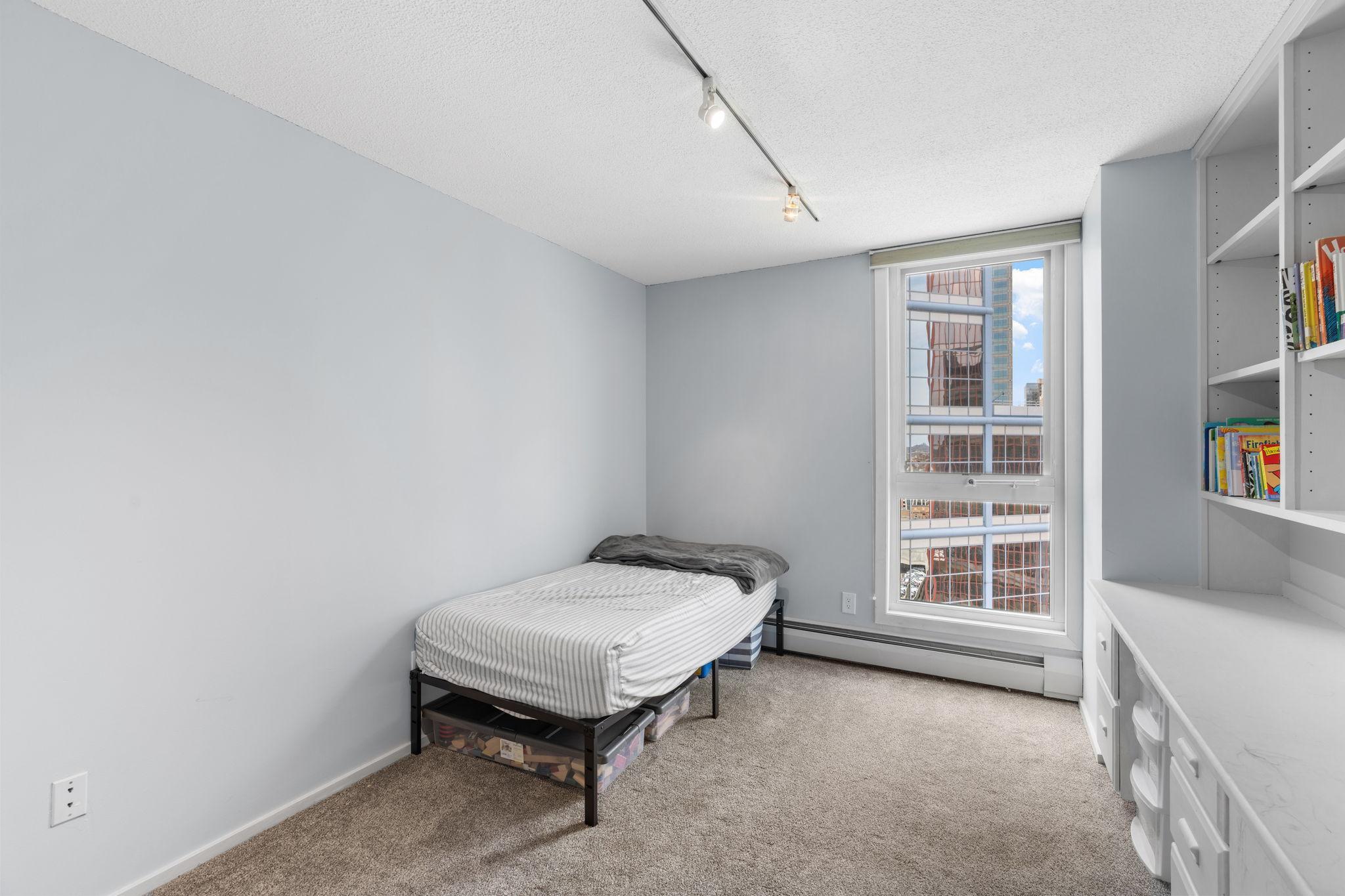 433 S 7th Street 1801 Property Photo 44