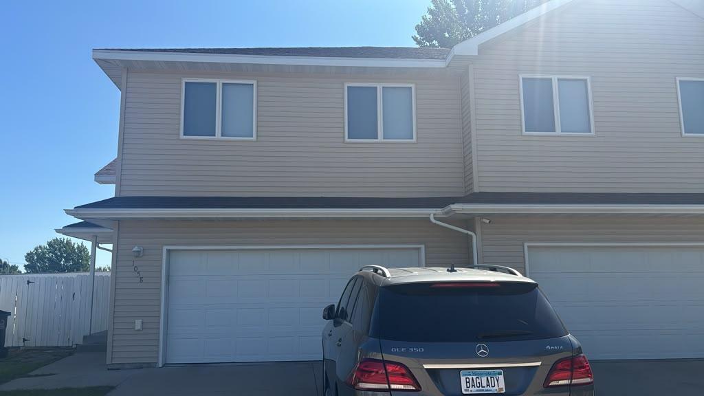 1058 Selkirk Circle Property Photo 1