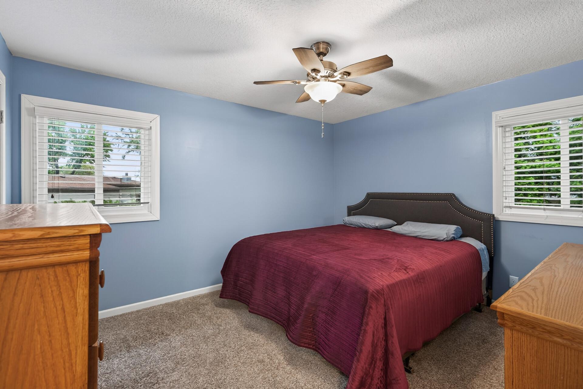3301 69th Street E Property Photo 6