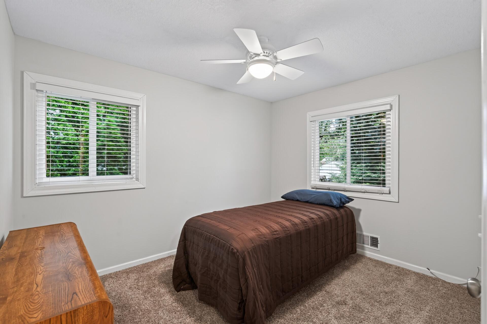 3301 69th Street E Property Photo 8