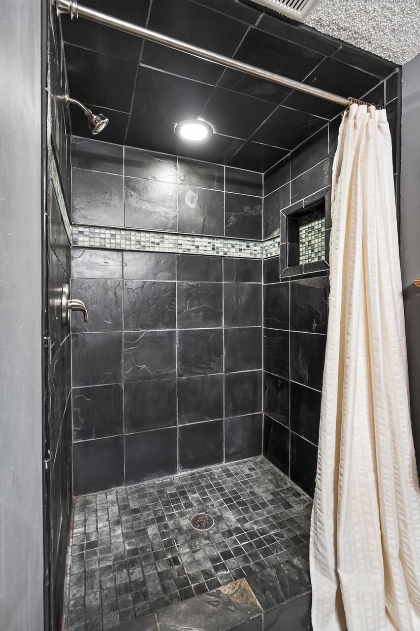 3301 69th Street E Property Photo 20