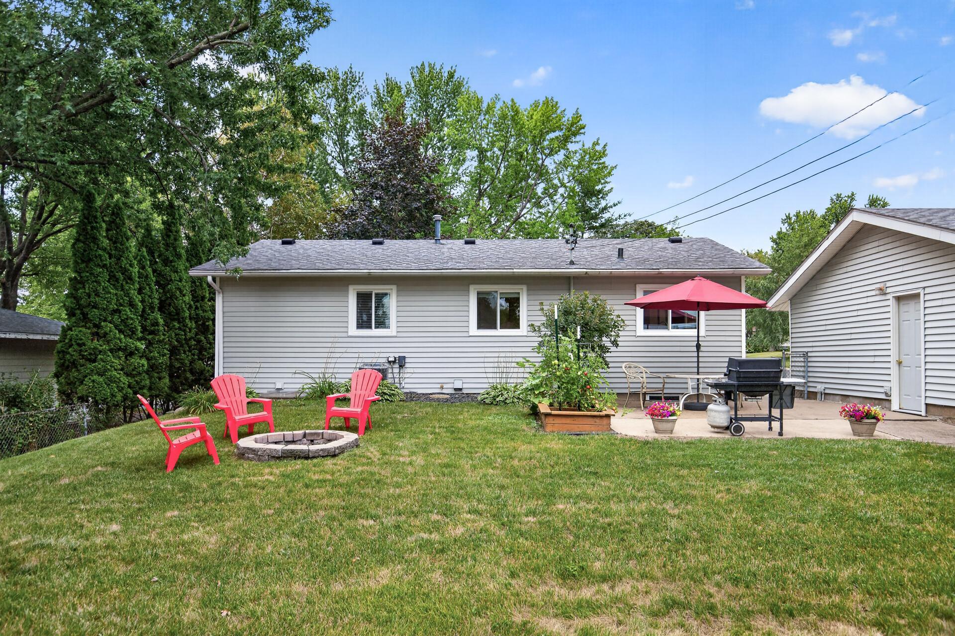 3301 69th Street E Property Photo 23