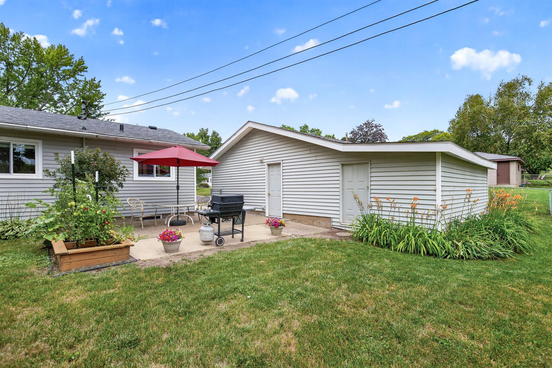 3301 69th Street E Property Photo 24