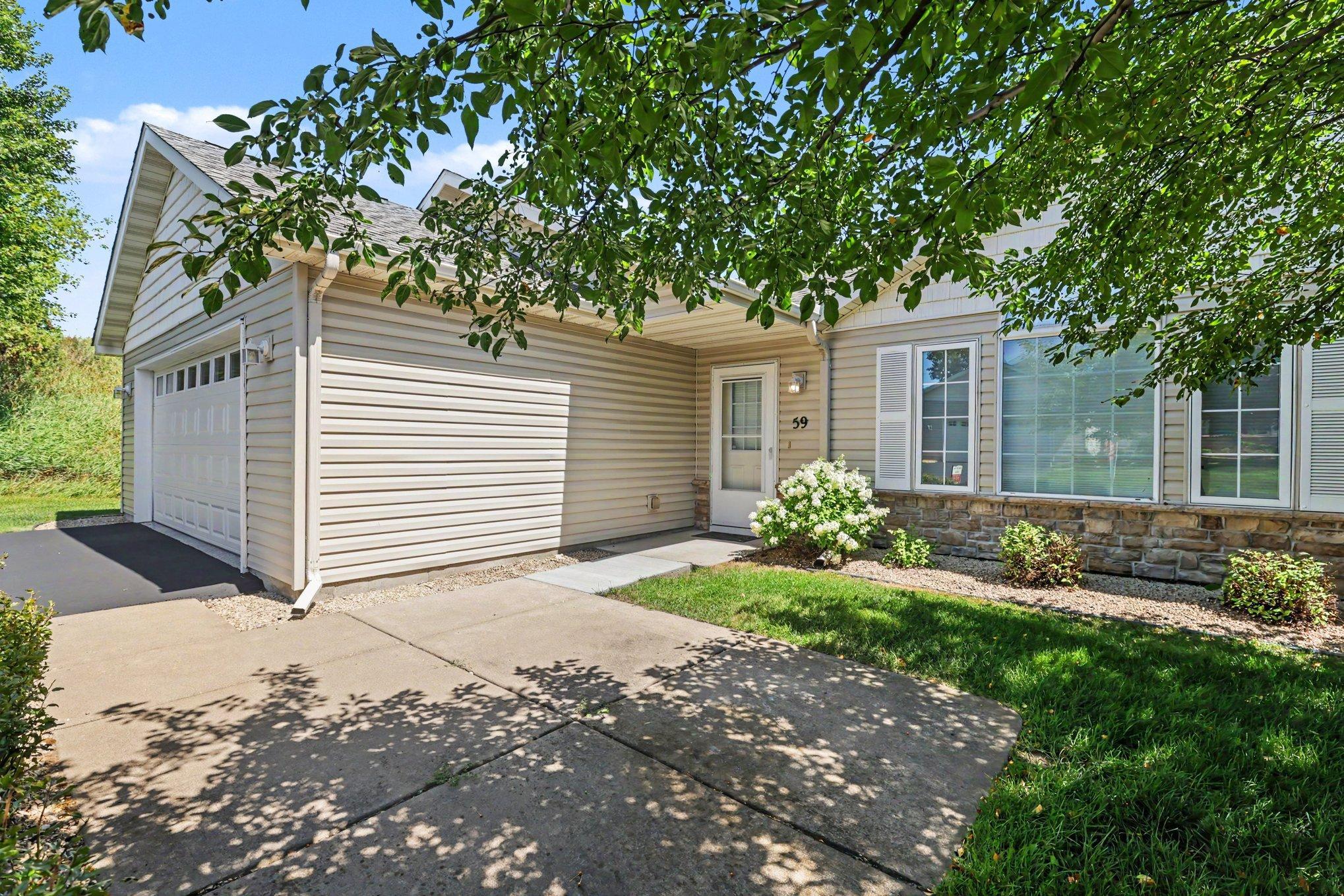 59 Brighton Path Property Photo 4