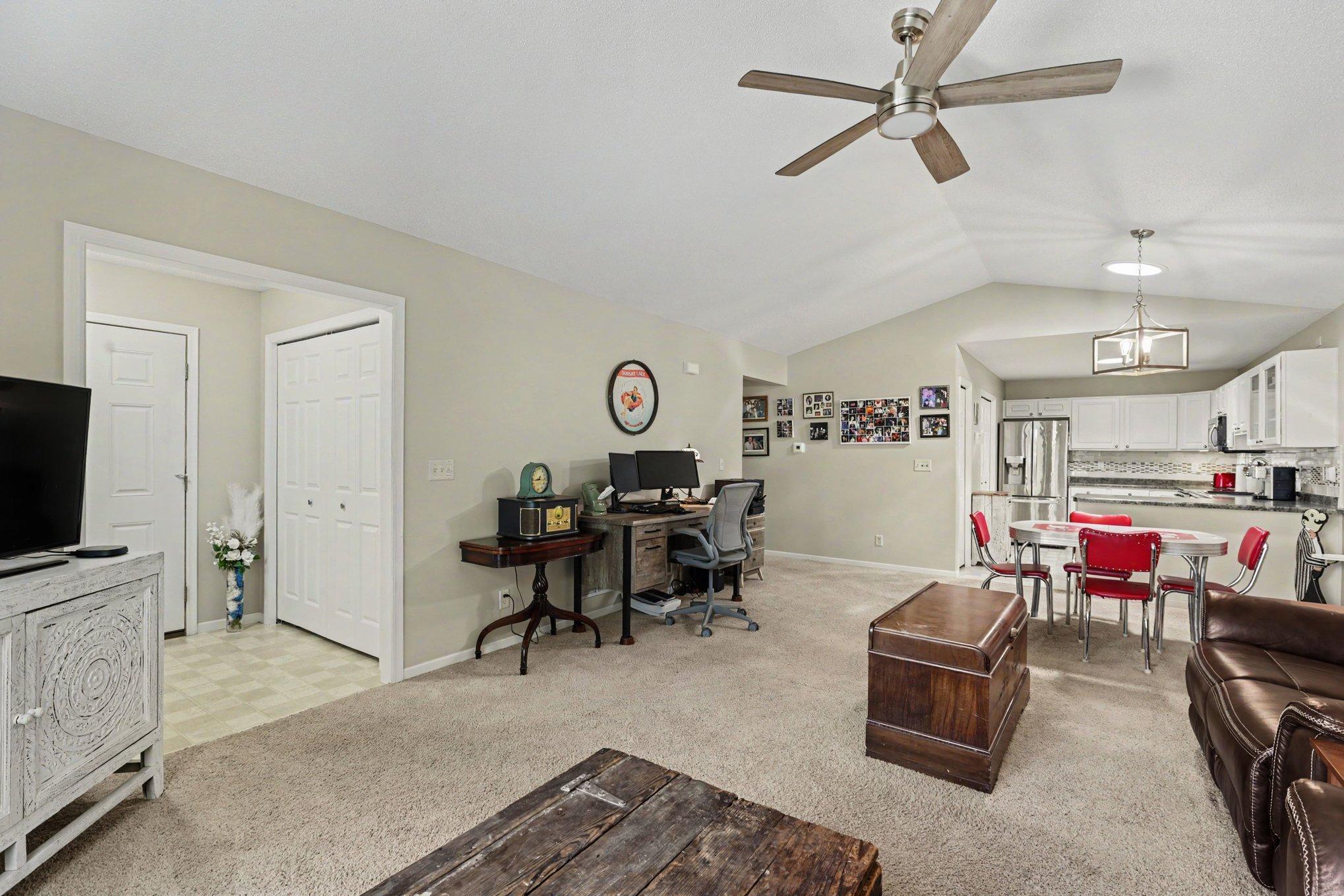 59 Brighton Path Property Photo 7