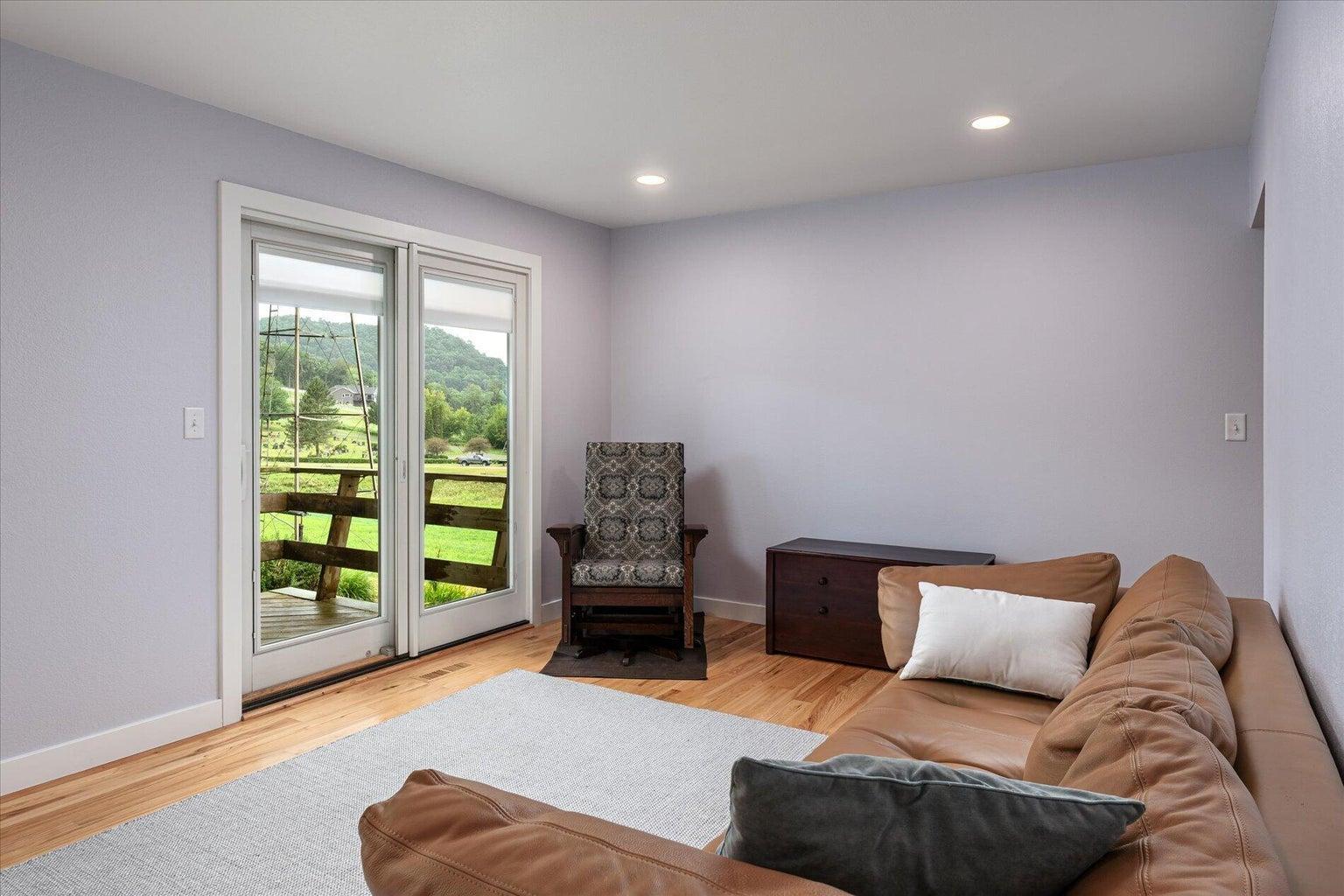 4251 Paar Street Property Photo 4
