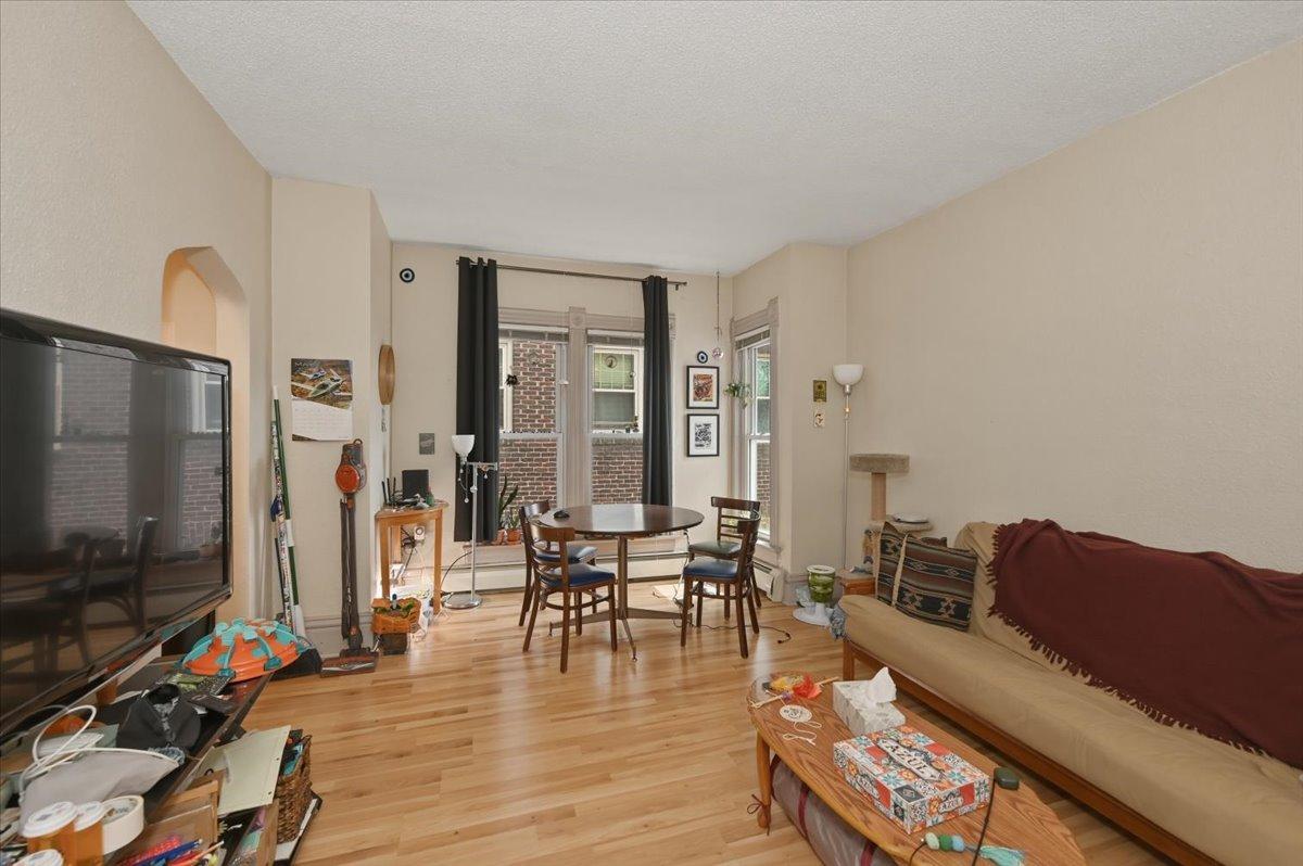 1727 E Superior Street Property Photo 29
