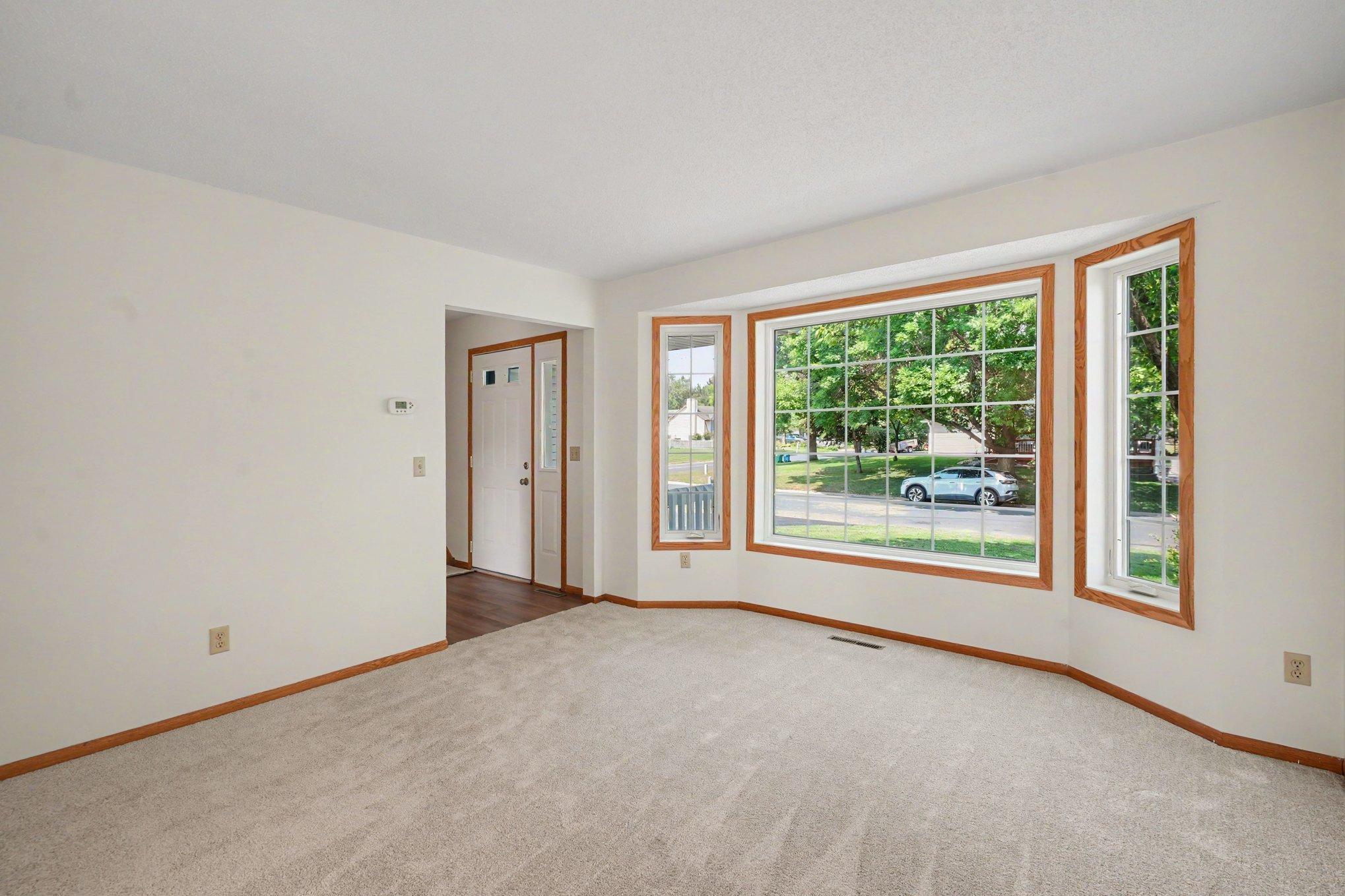 15087 93rd Place N Property Photo 4