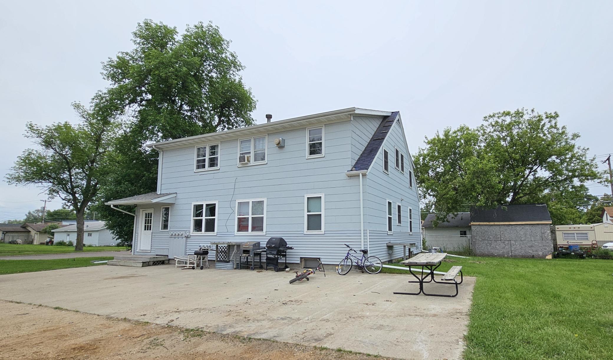 104 5th Avenue S Property Photo 3