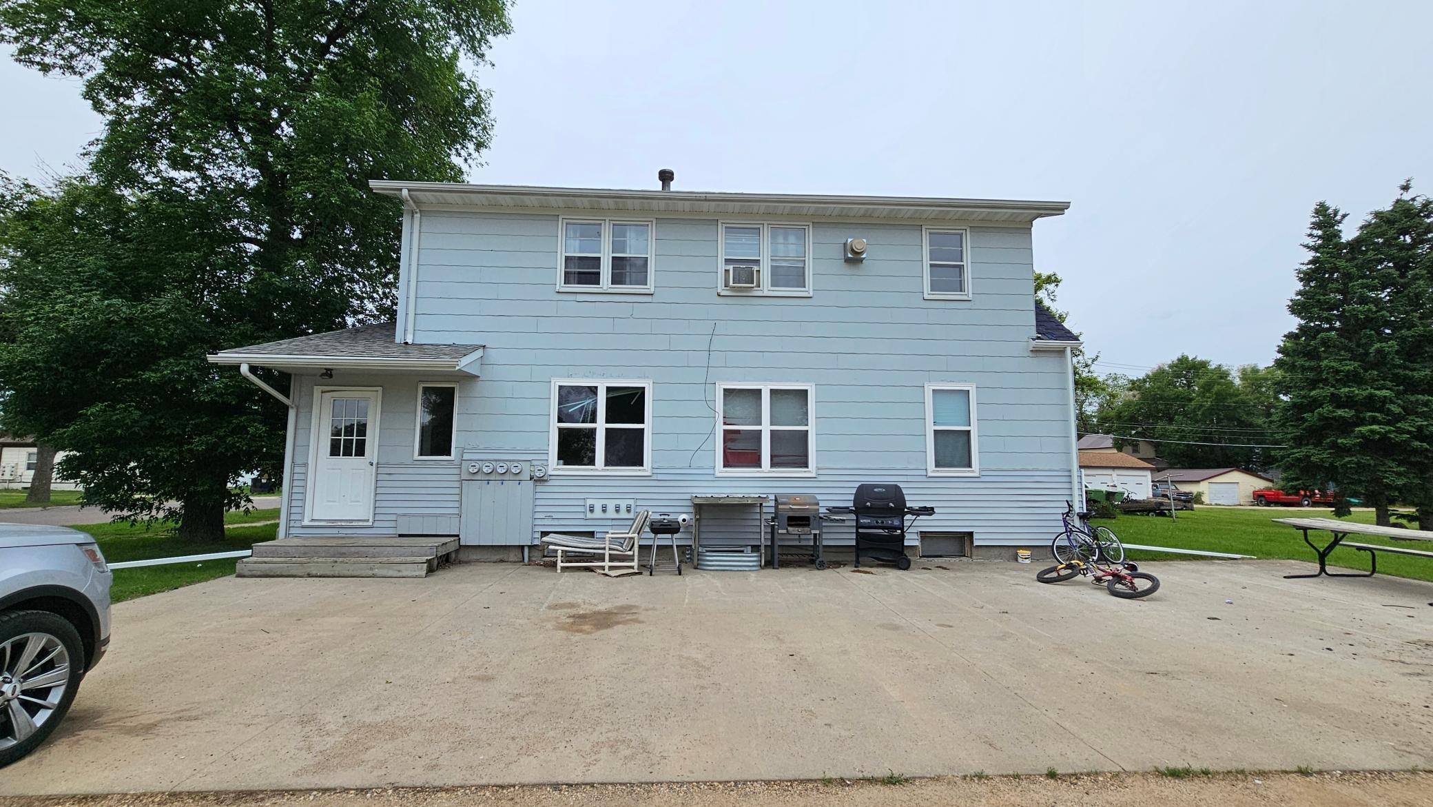 104 5th Avenue S Property Photo 4