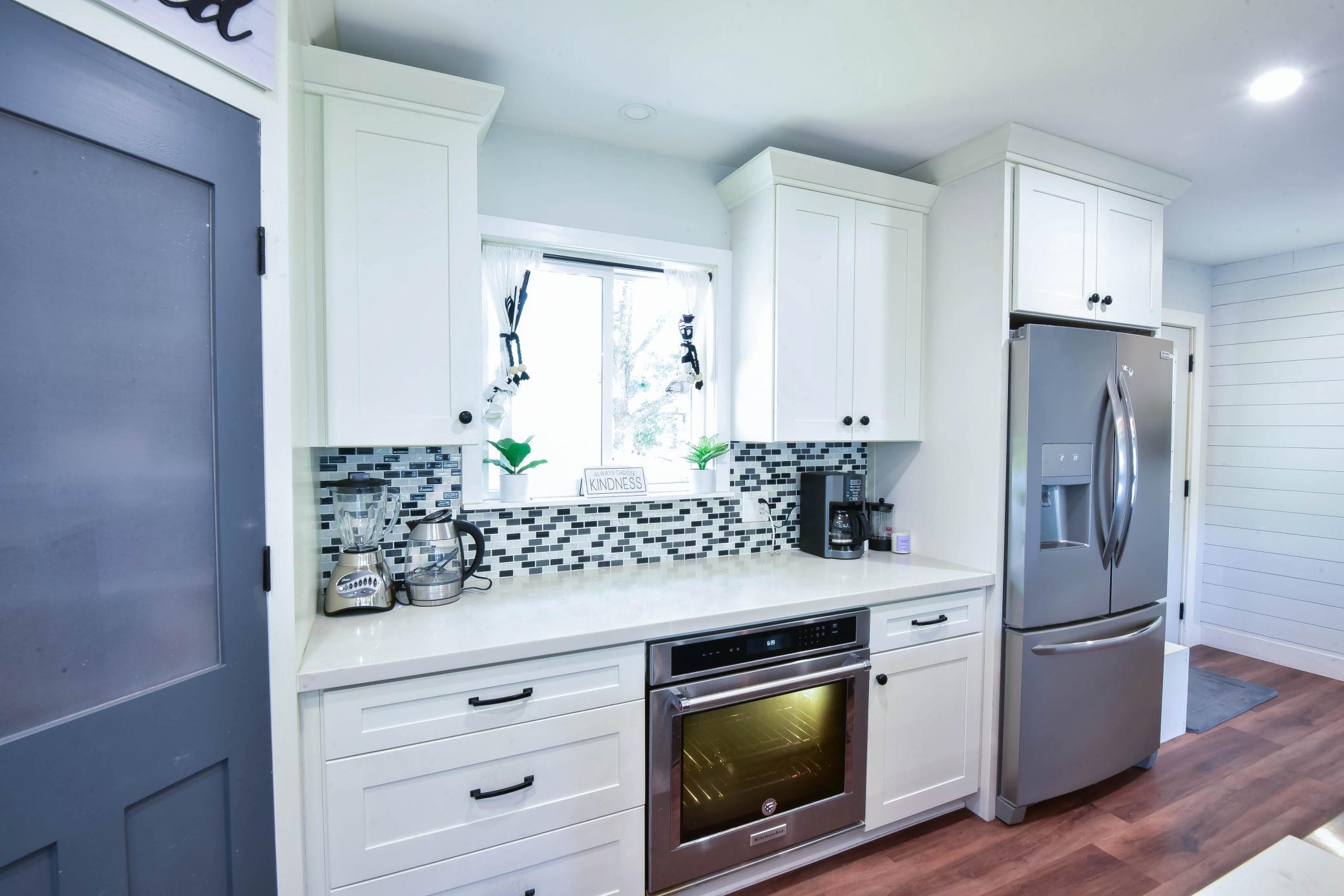 120 8th Avenue E Property Photo 8