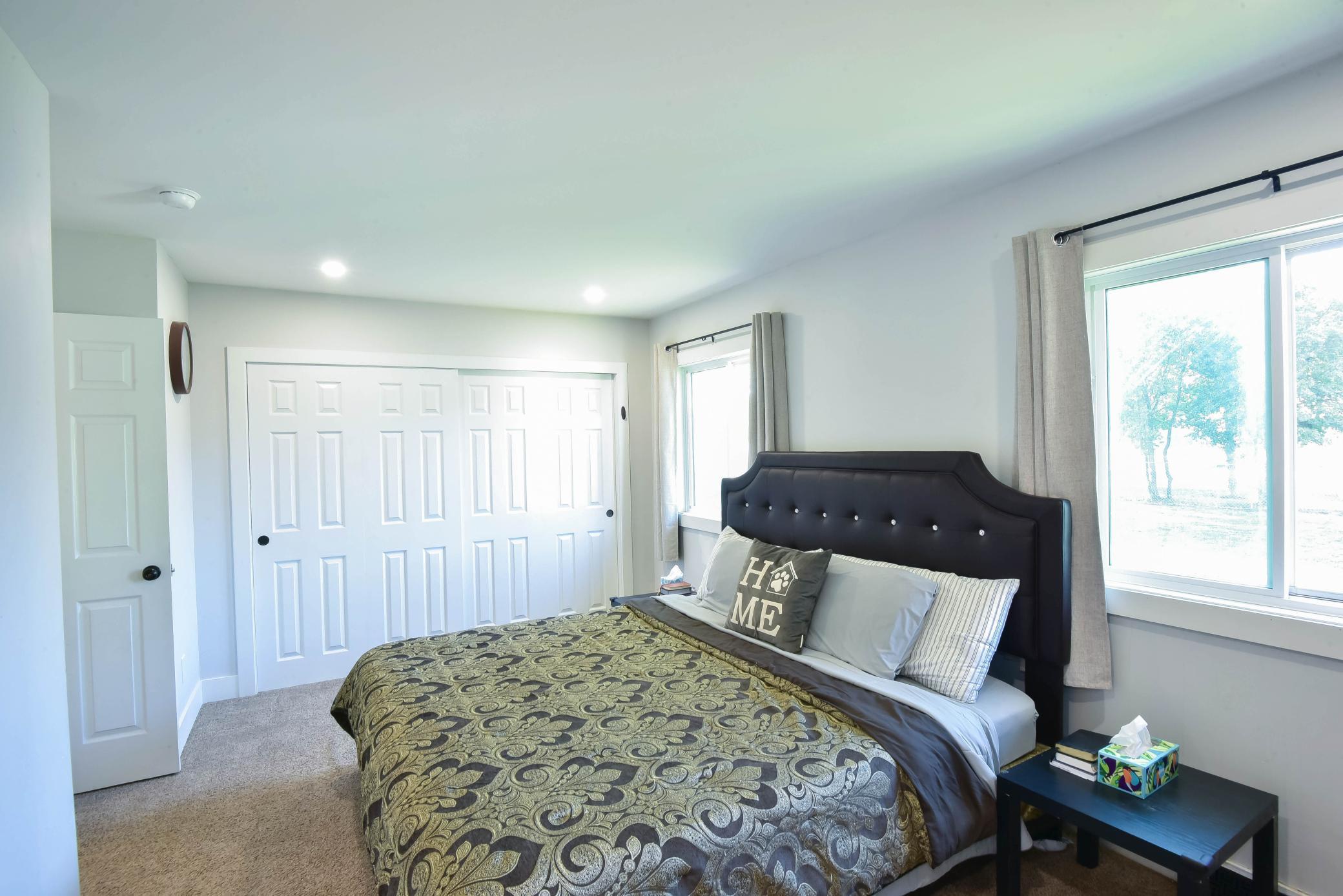 120 8th Avenue E Property Photo 16