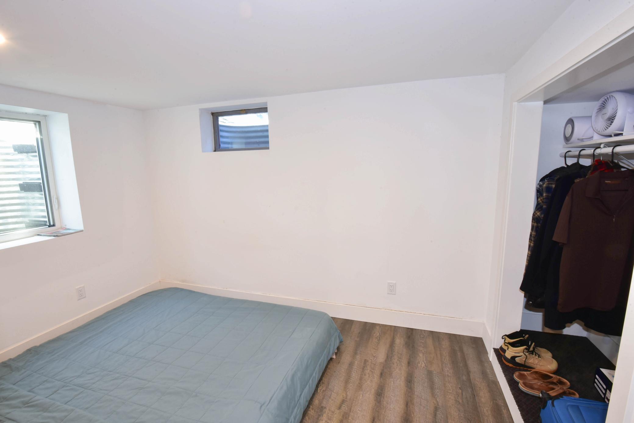 120 8th Avenue E Property Photo 24
