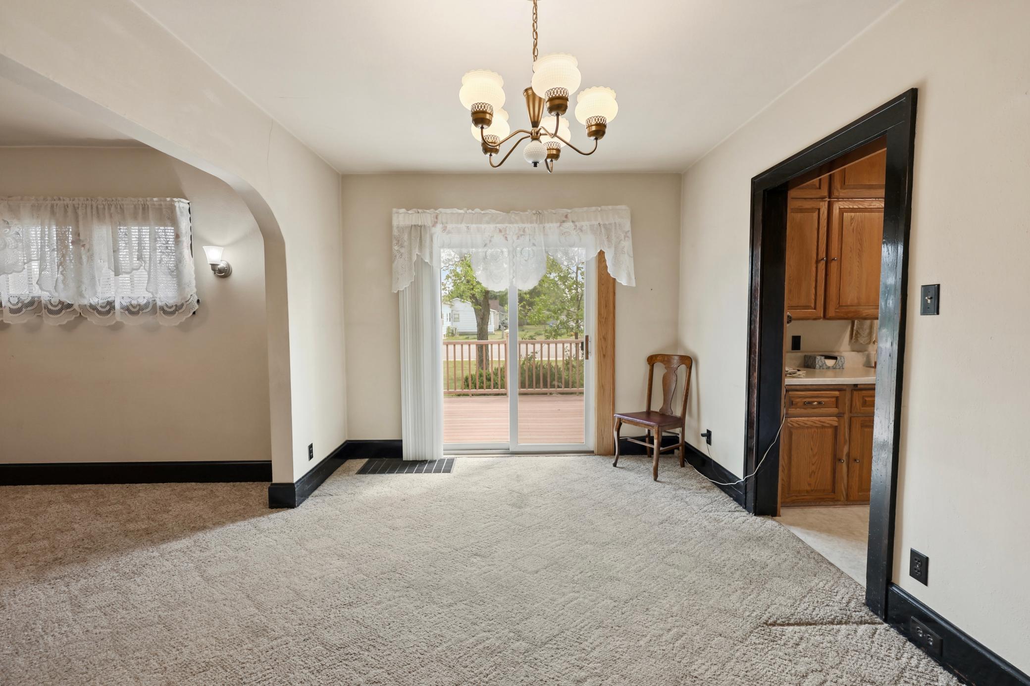 307 23rd Avenue N Property Photo 11