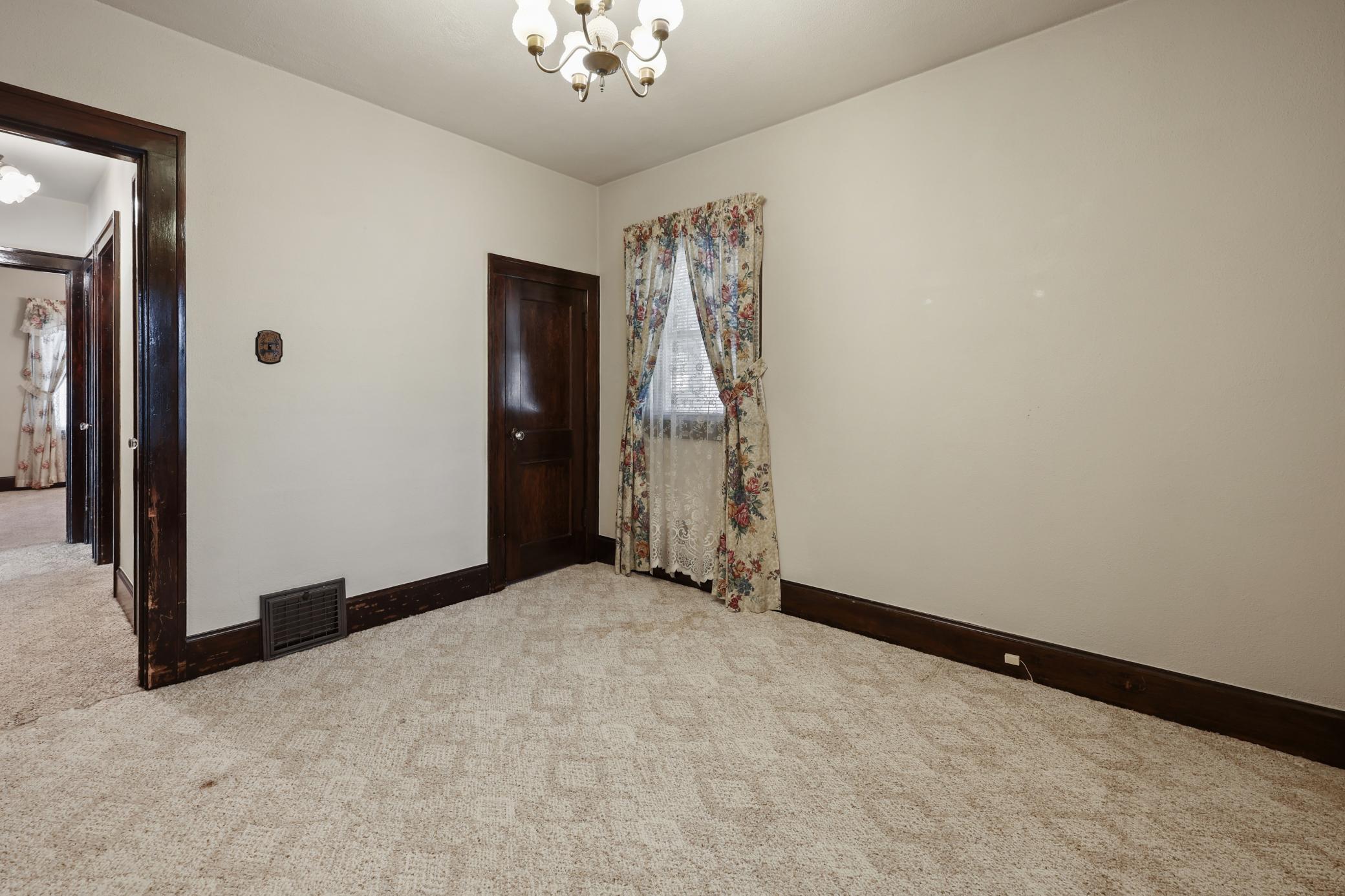 307 23rd Avenue N Property Photo 20