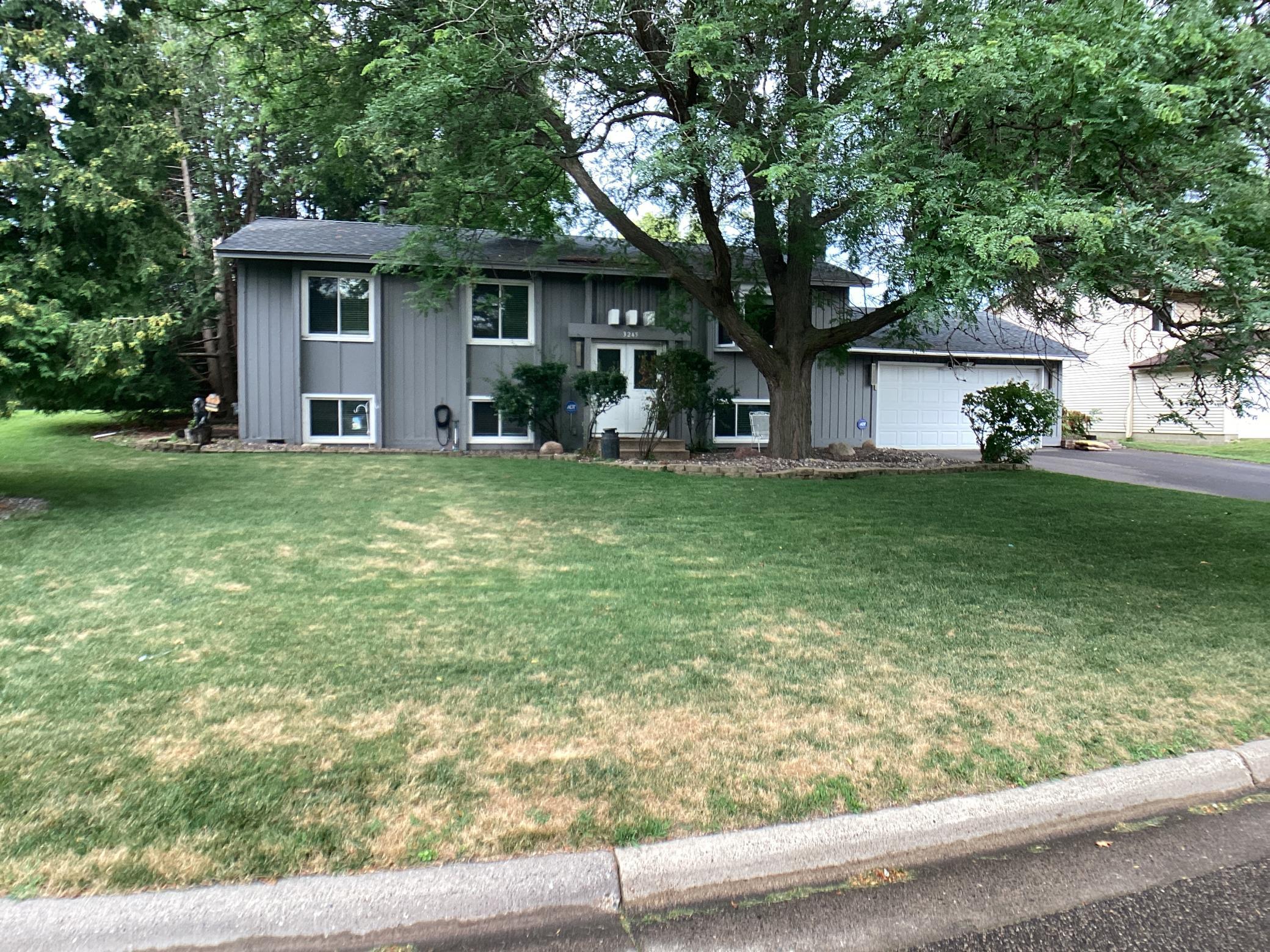 3245 Pilgrim Lane N Property Photo 1