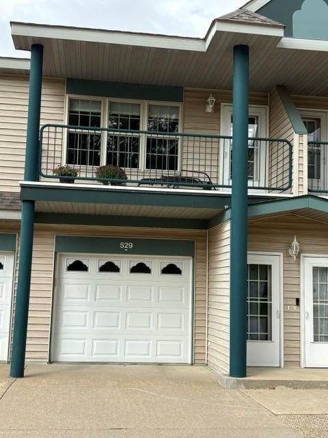 529 Hilltop Drive Ne Property Photo 1
