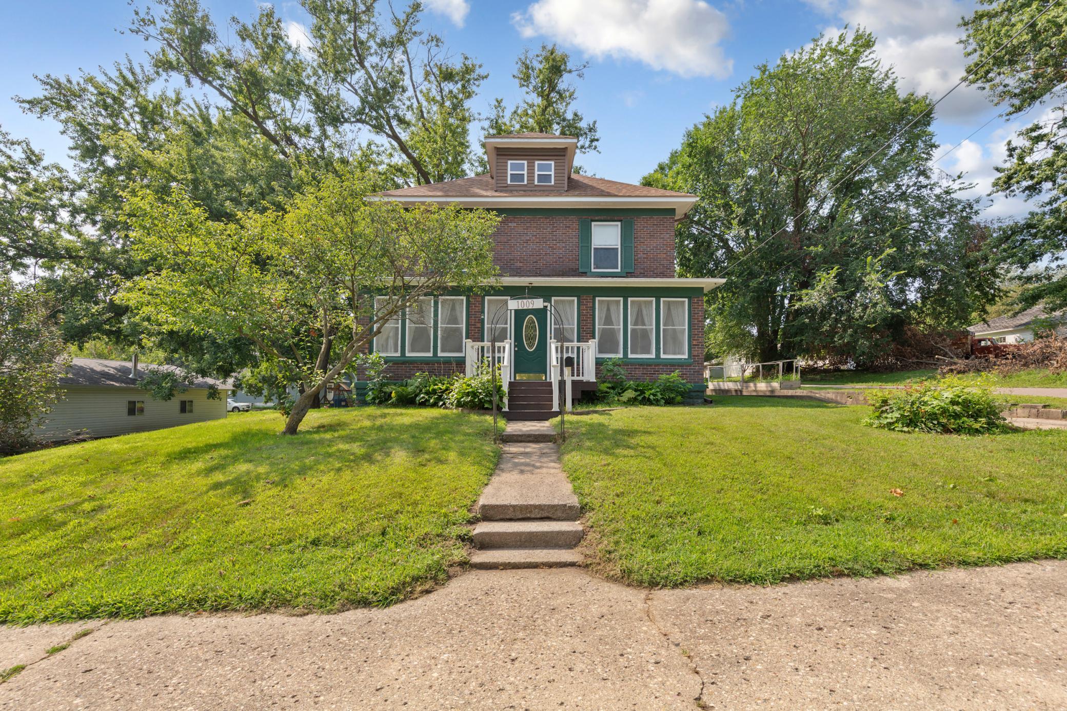 1009 South Street Property Photo 1