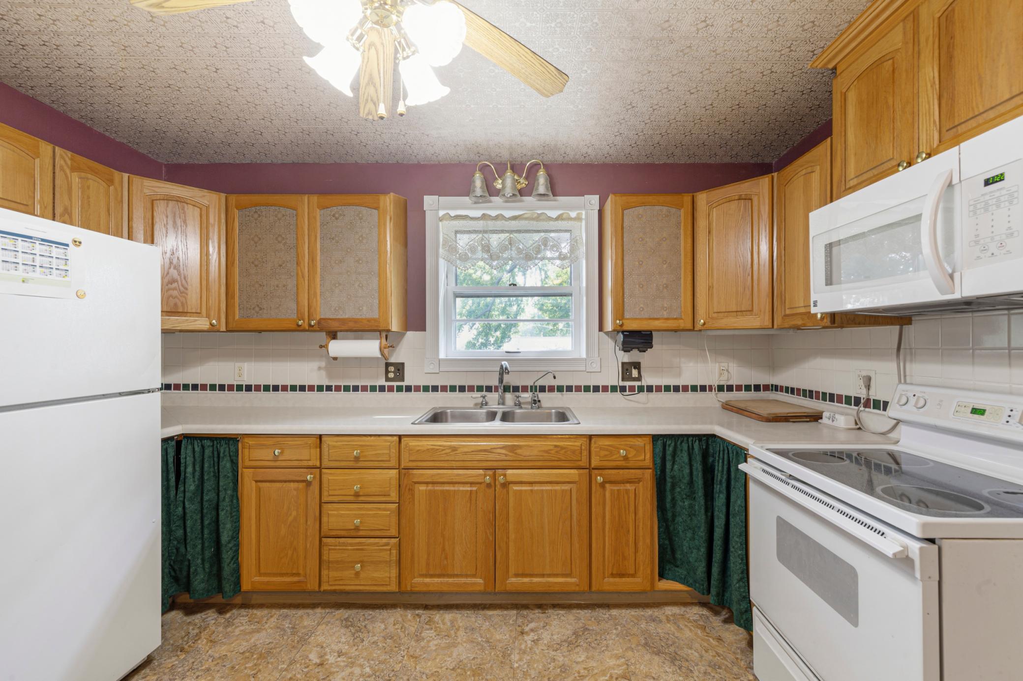 1009 South Street Property Photo 6