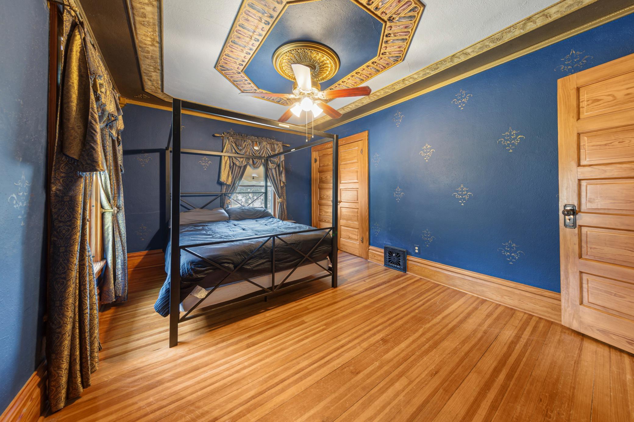 1009 South Street Property Photo 38