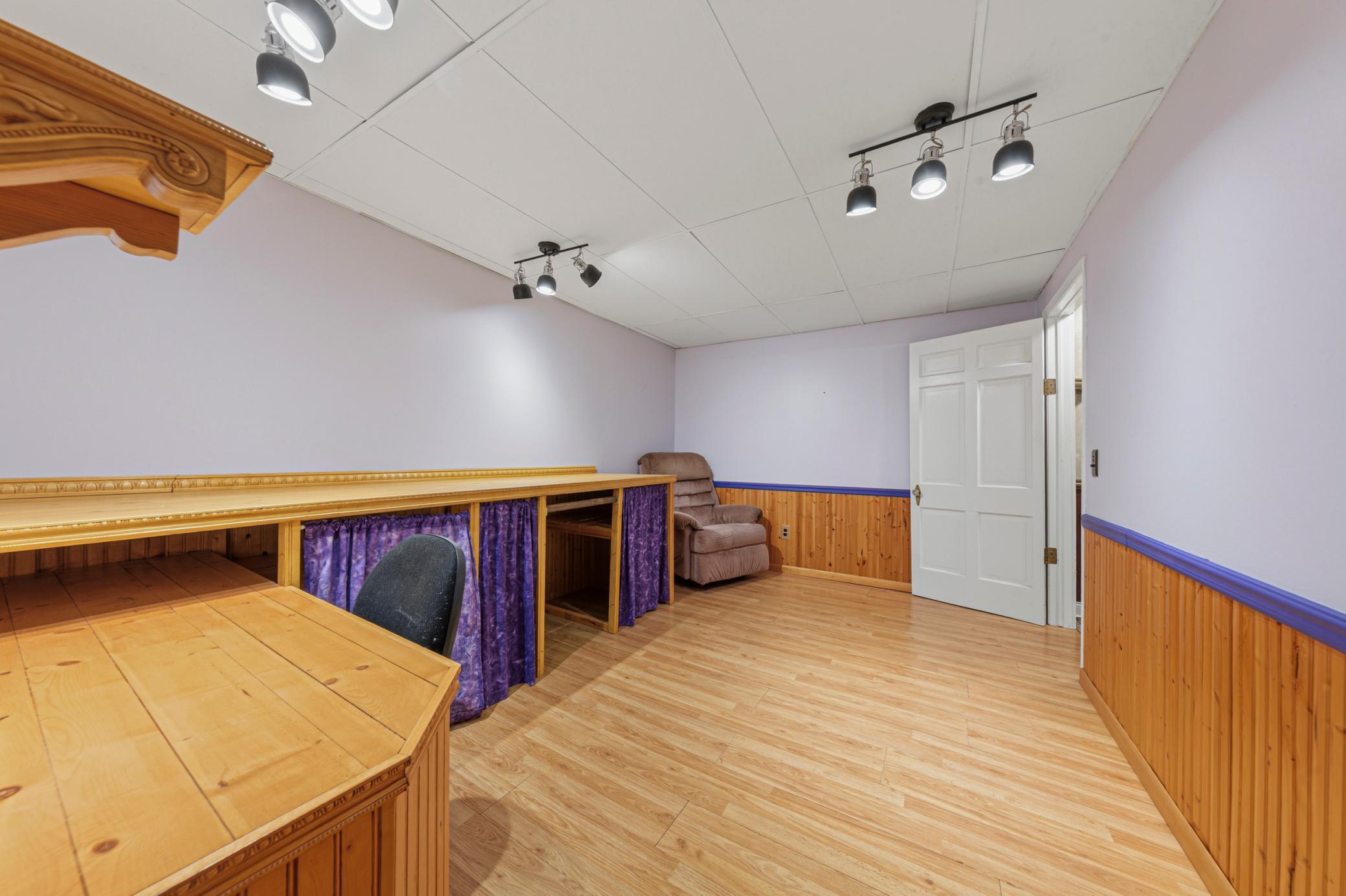 1009 South Street Property Photo 46