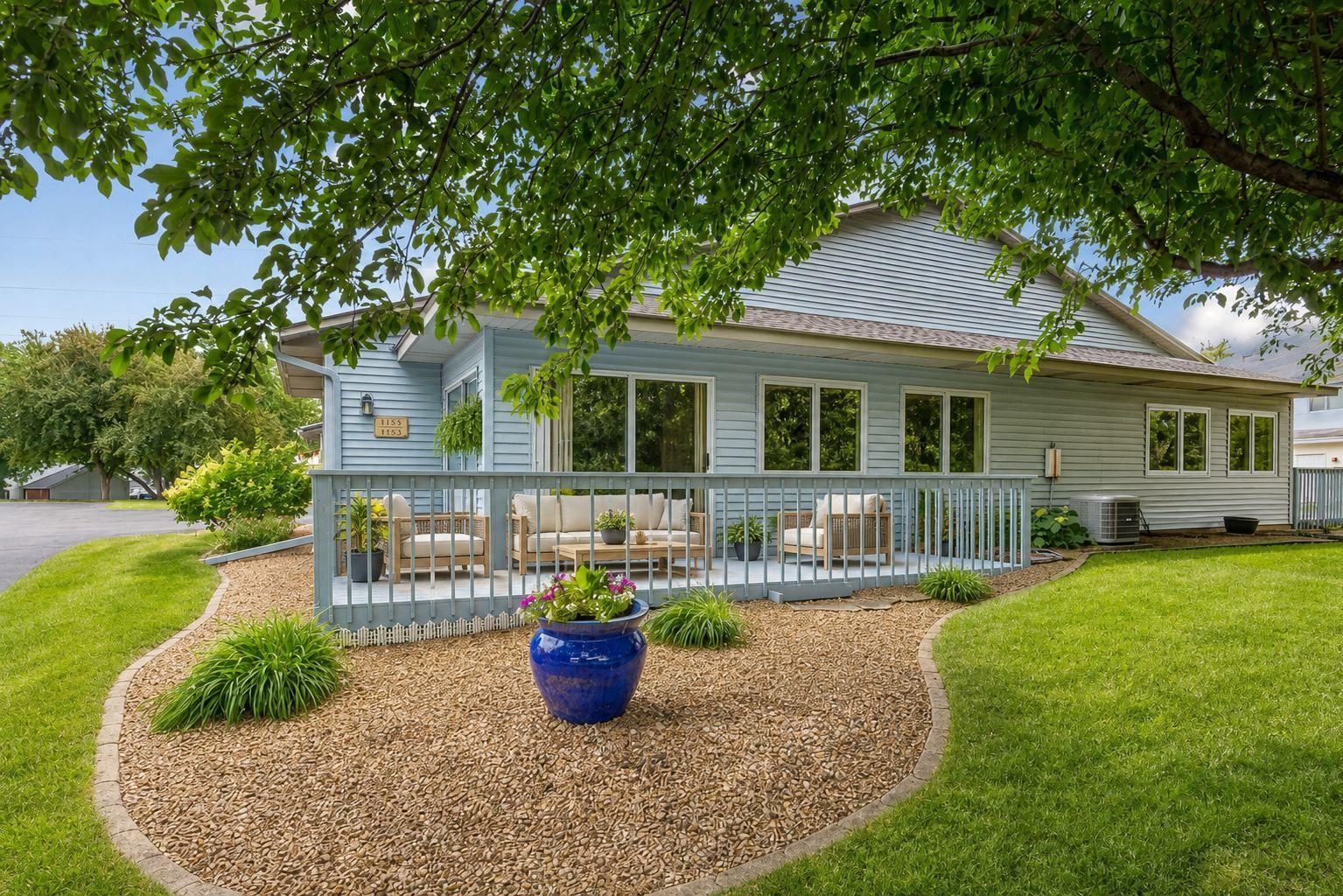 1154 Aston Circle Property Photo 1