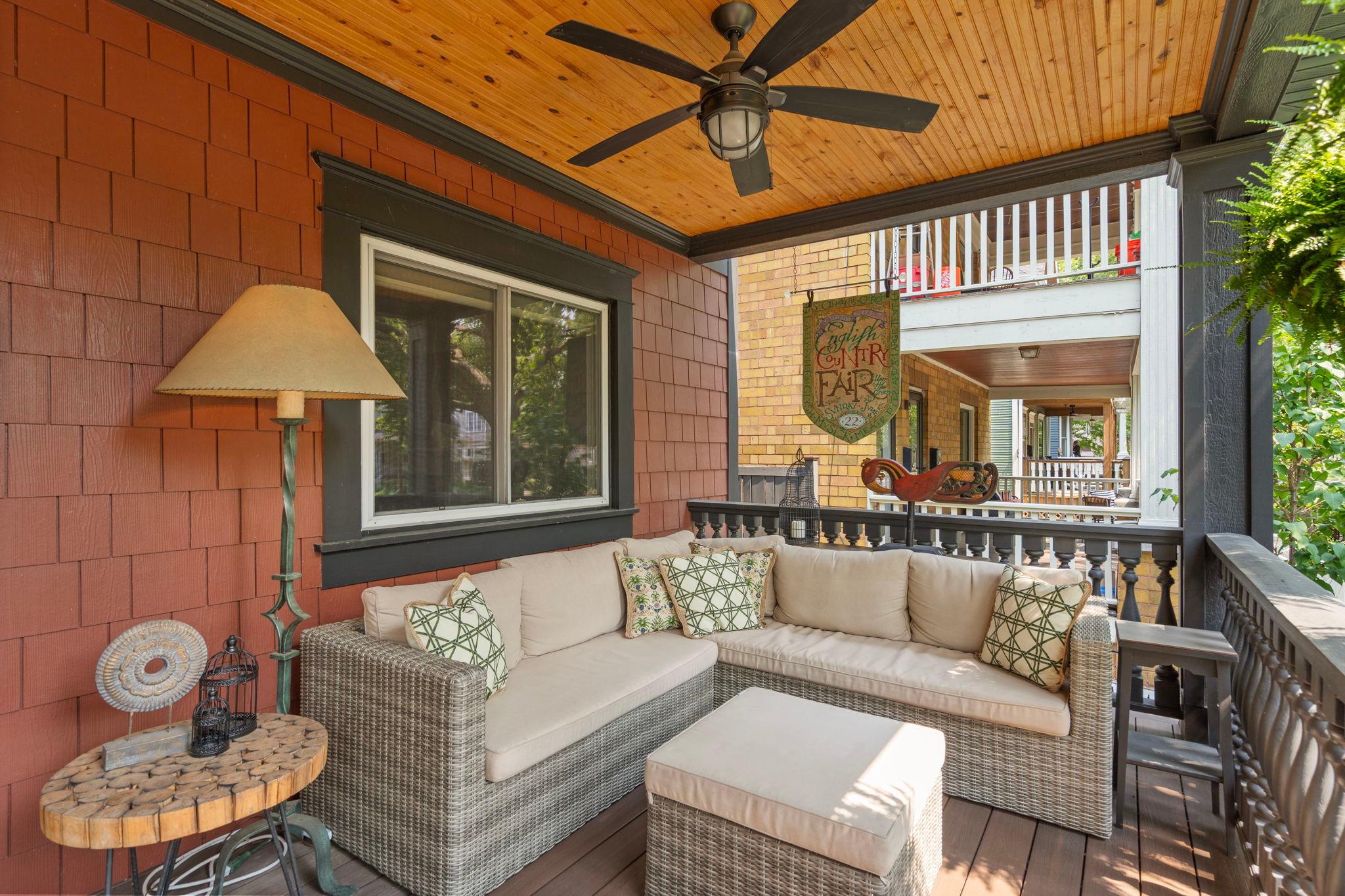 847 Ashland Avenue Property Photo 4