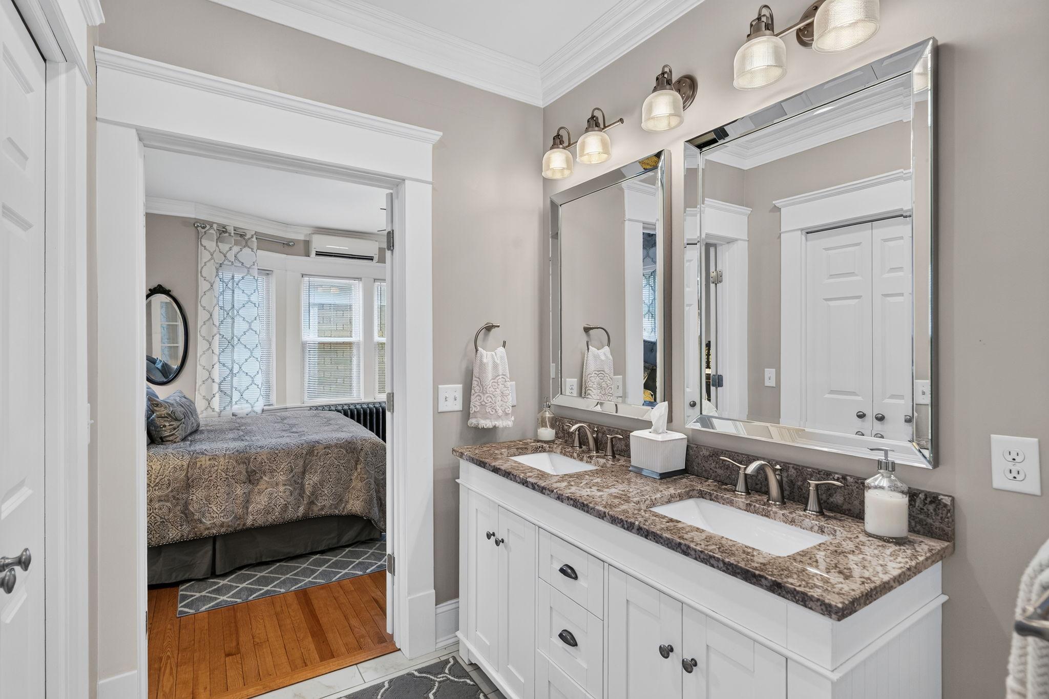 847 Ashland Avenue Property Photo 37