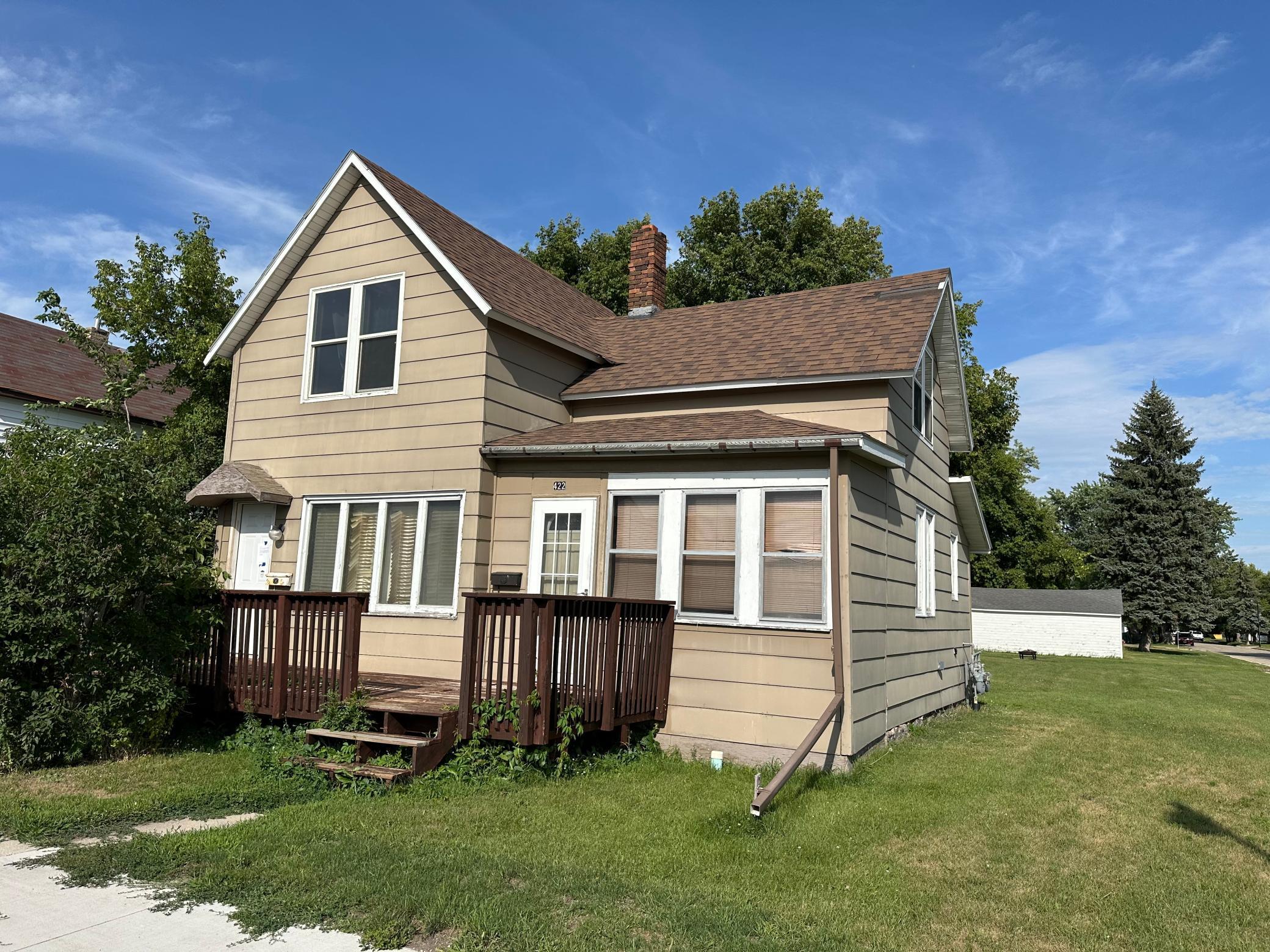 422 Conley Avenue S Property Photo 1