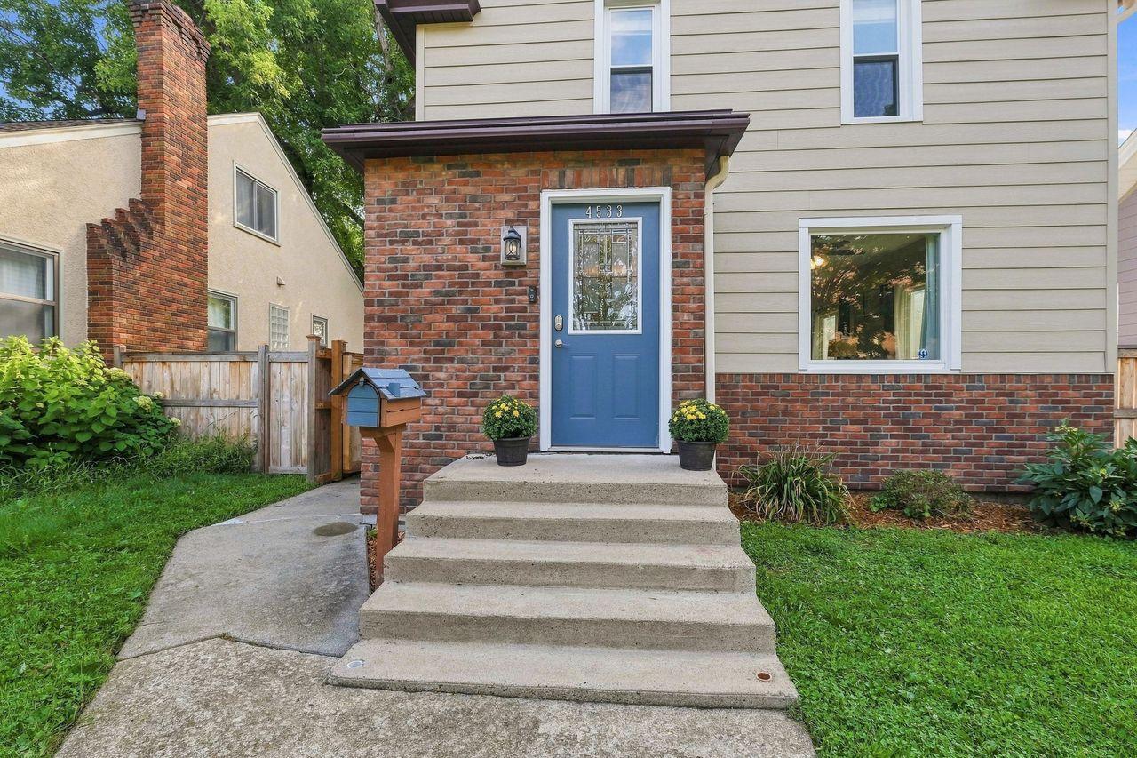 4533 Snelling Avenue Property Photo 3