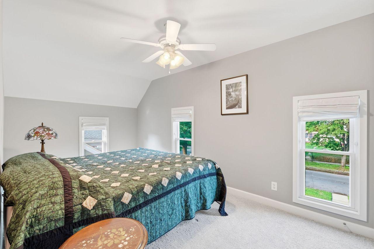 4533 Snelling Avenue Property Photo 15
