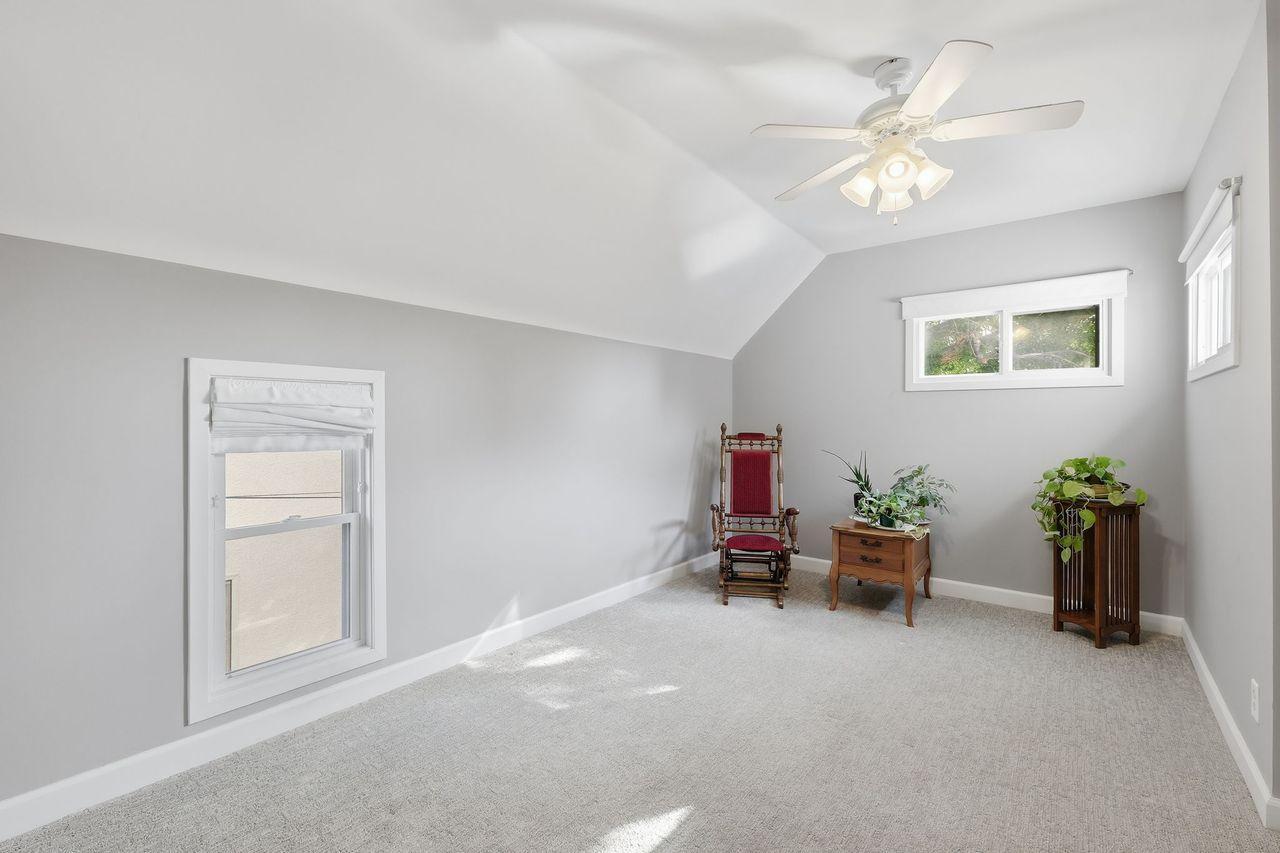 4533 Snelling Avenue Property Photo 16