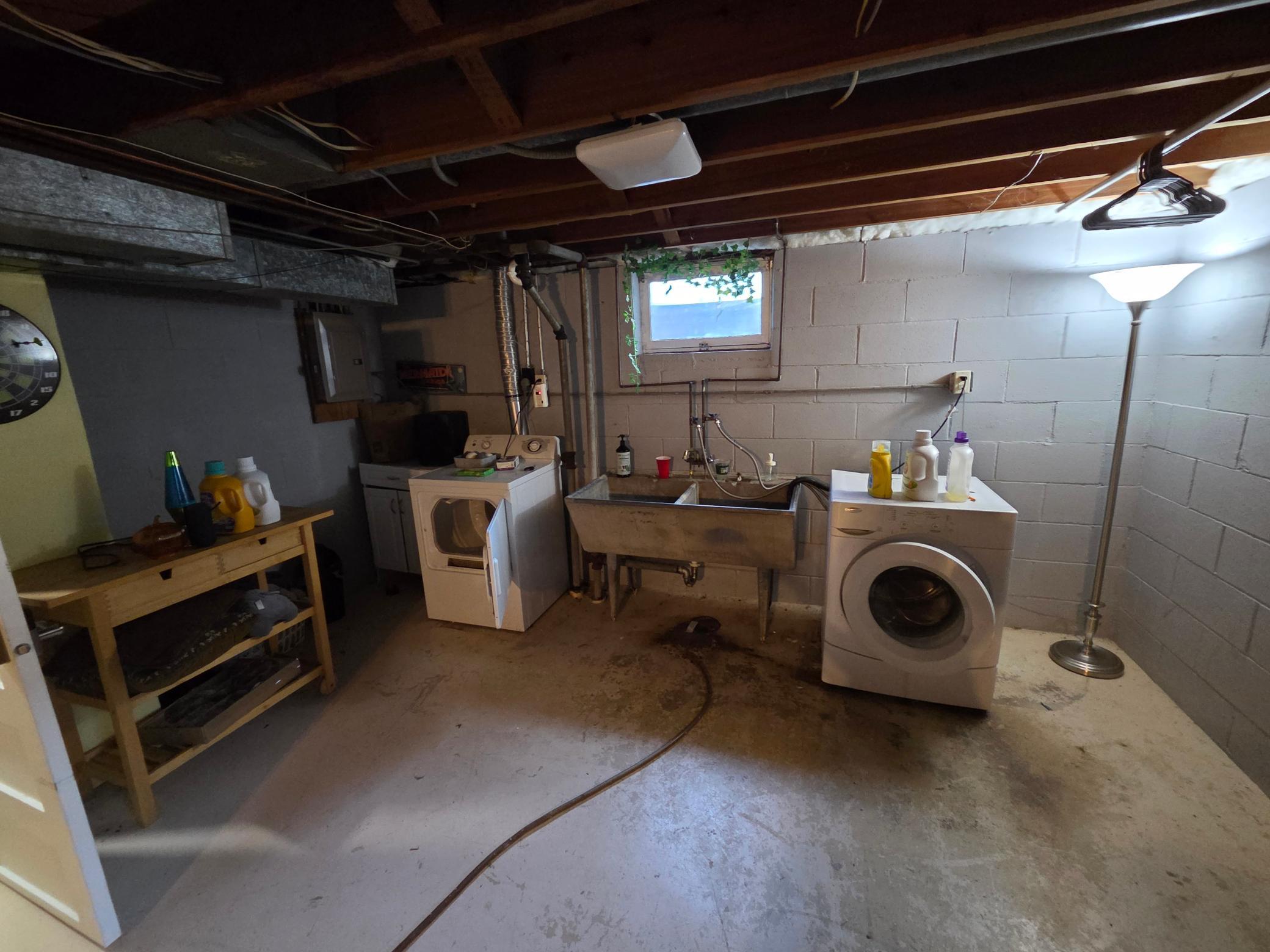 4229 Unity Avenue N Property Photo 12