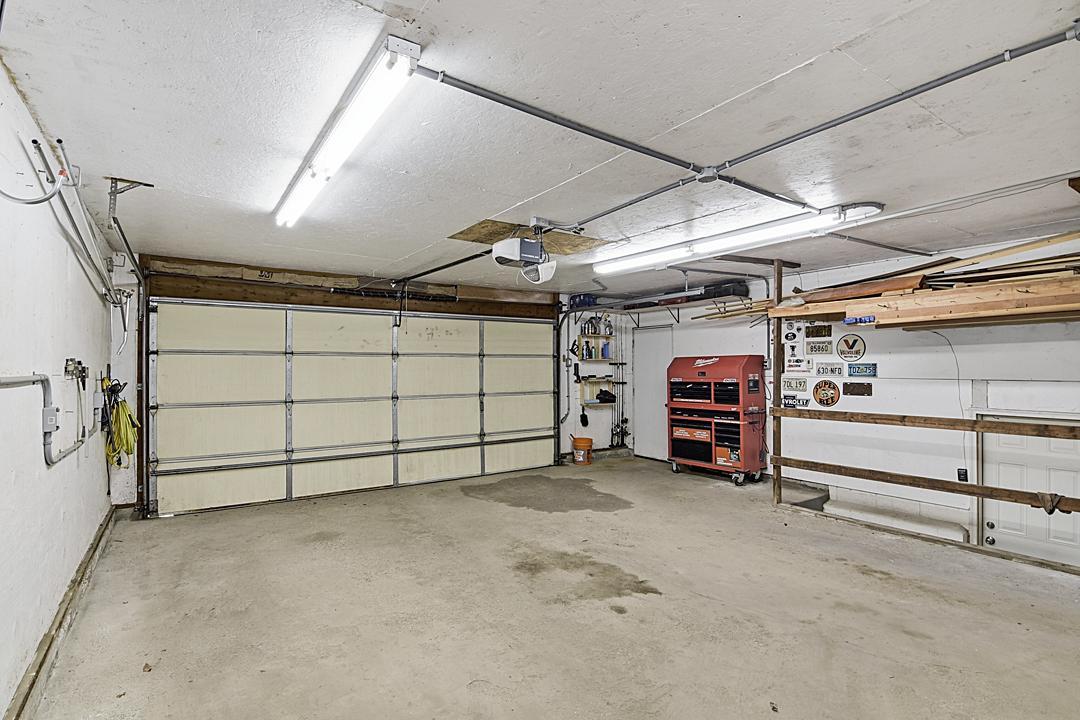 967 6th Avenue N Property Photo 30
