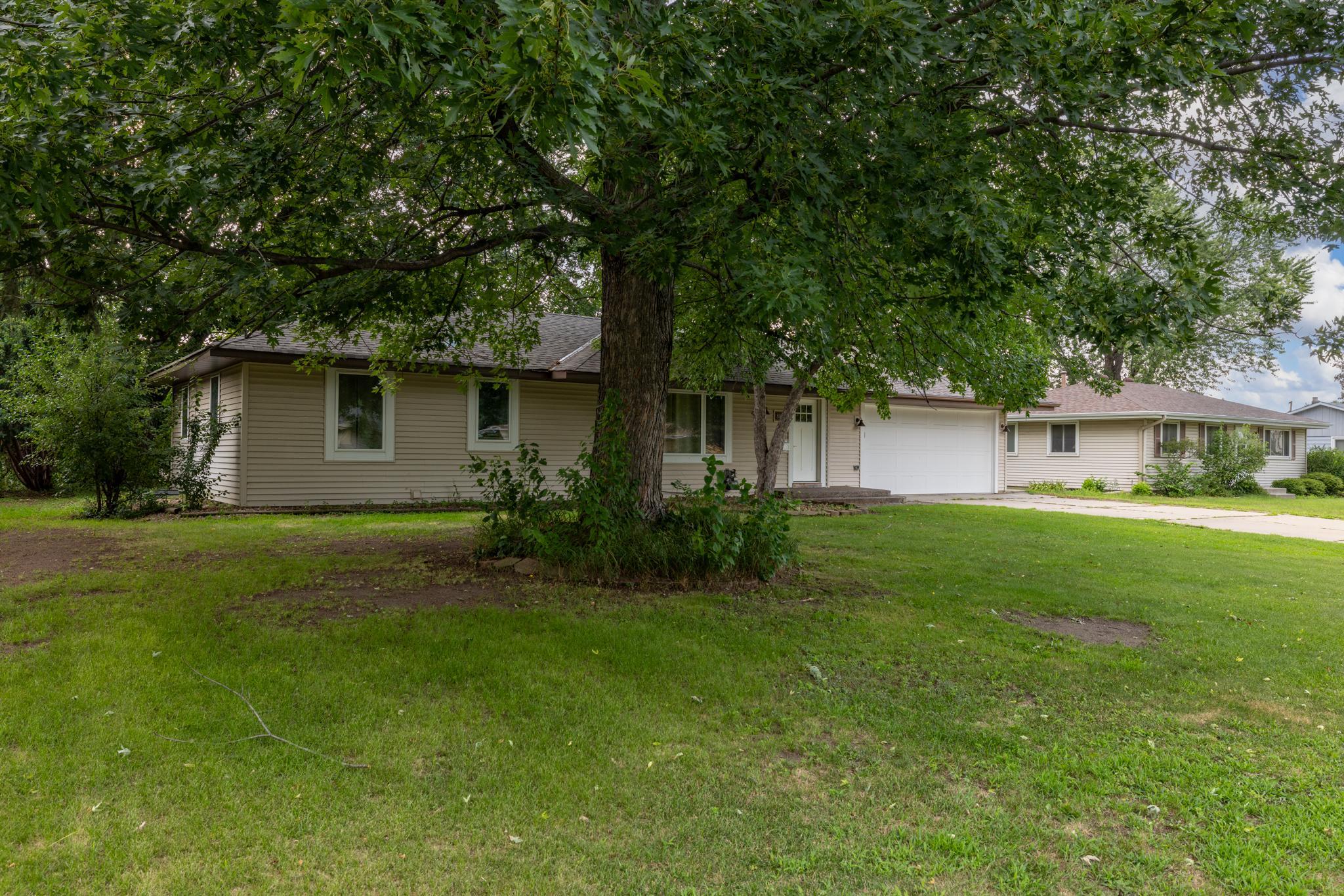 8024 Upton Avenue S Property Photo 2