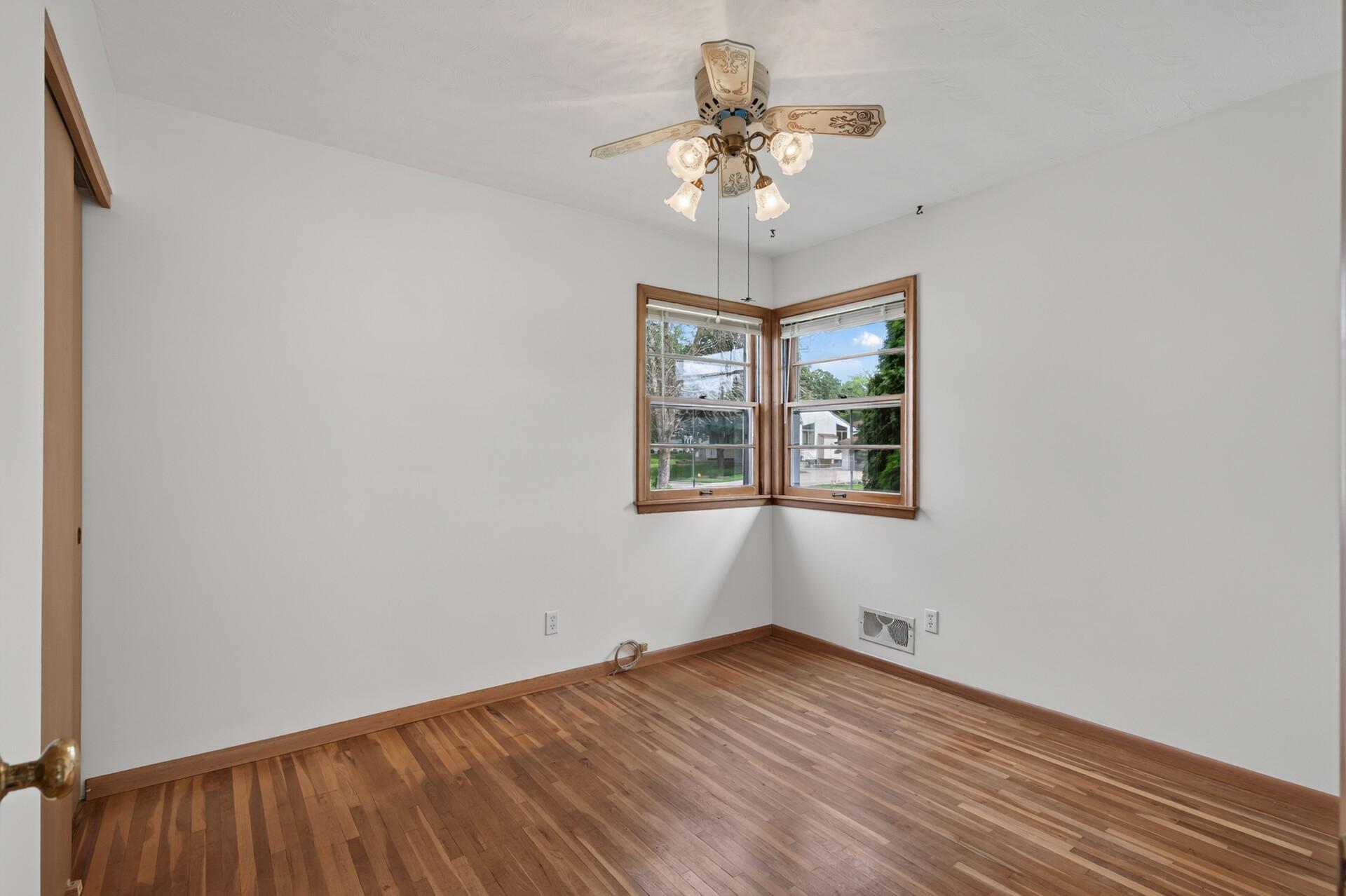 6836 Monroe Street Ne Property Photo 17