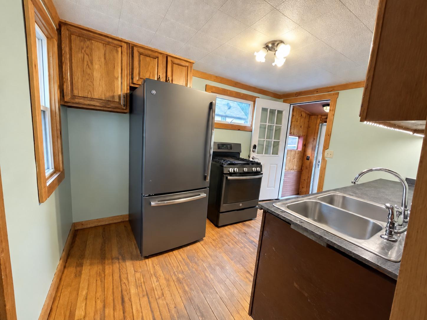 412 Lafond Avenue Property Photo 17