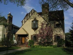 2921 Sunset Boulevard Property Photo 1