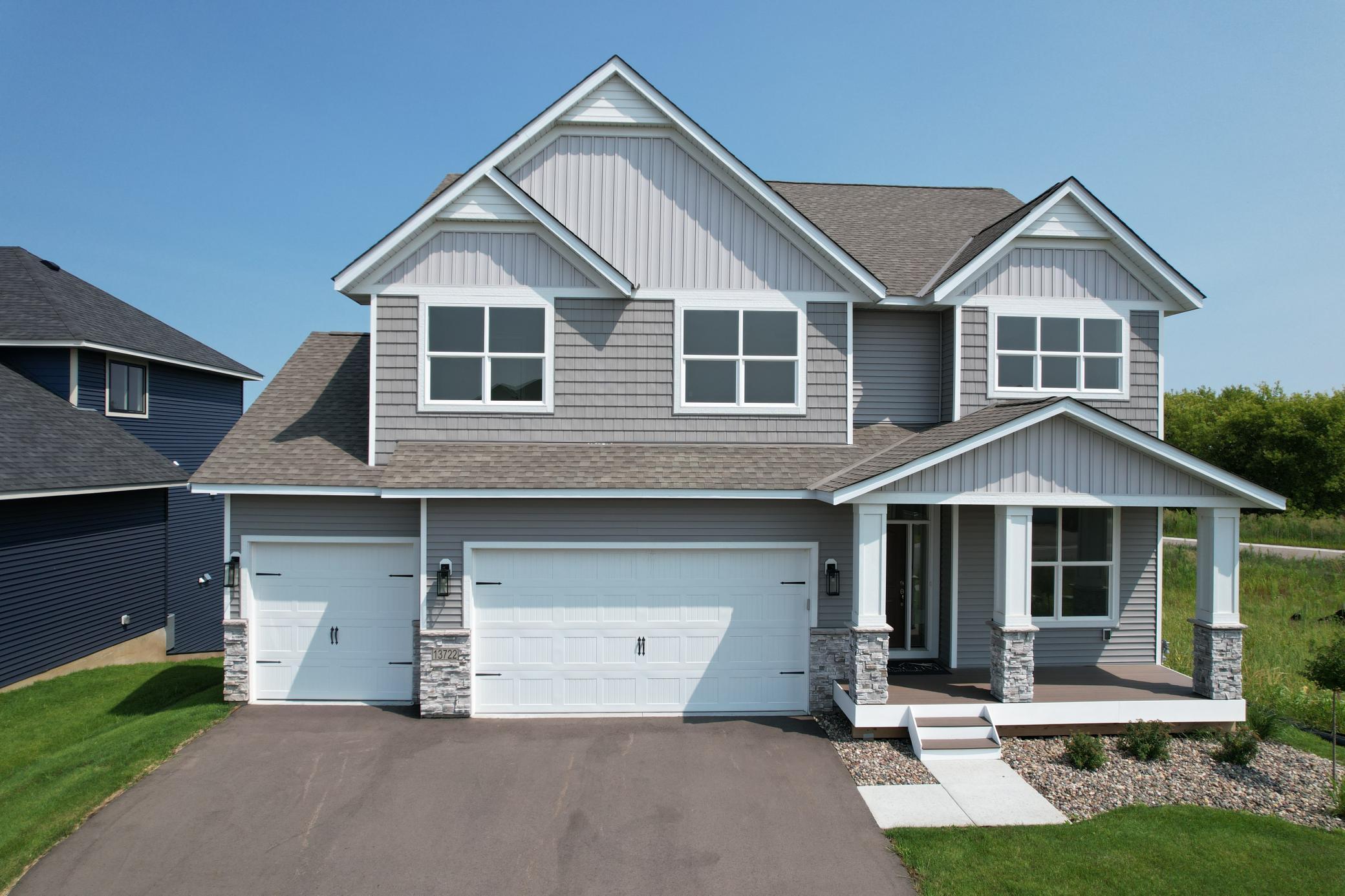 13722 Arrowhead Way Property Photo 1